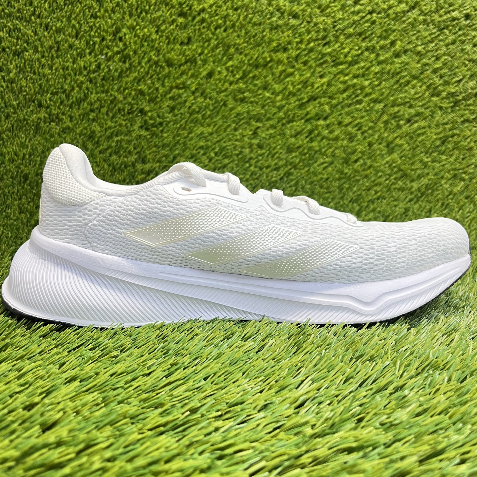 Adidas Response Womens Size 10.5 White Athletic Running Walking Shoes Sneakers