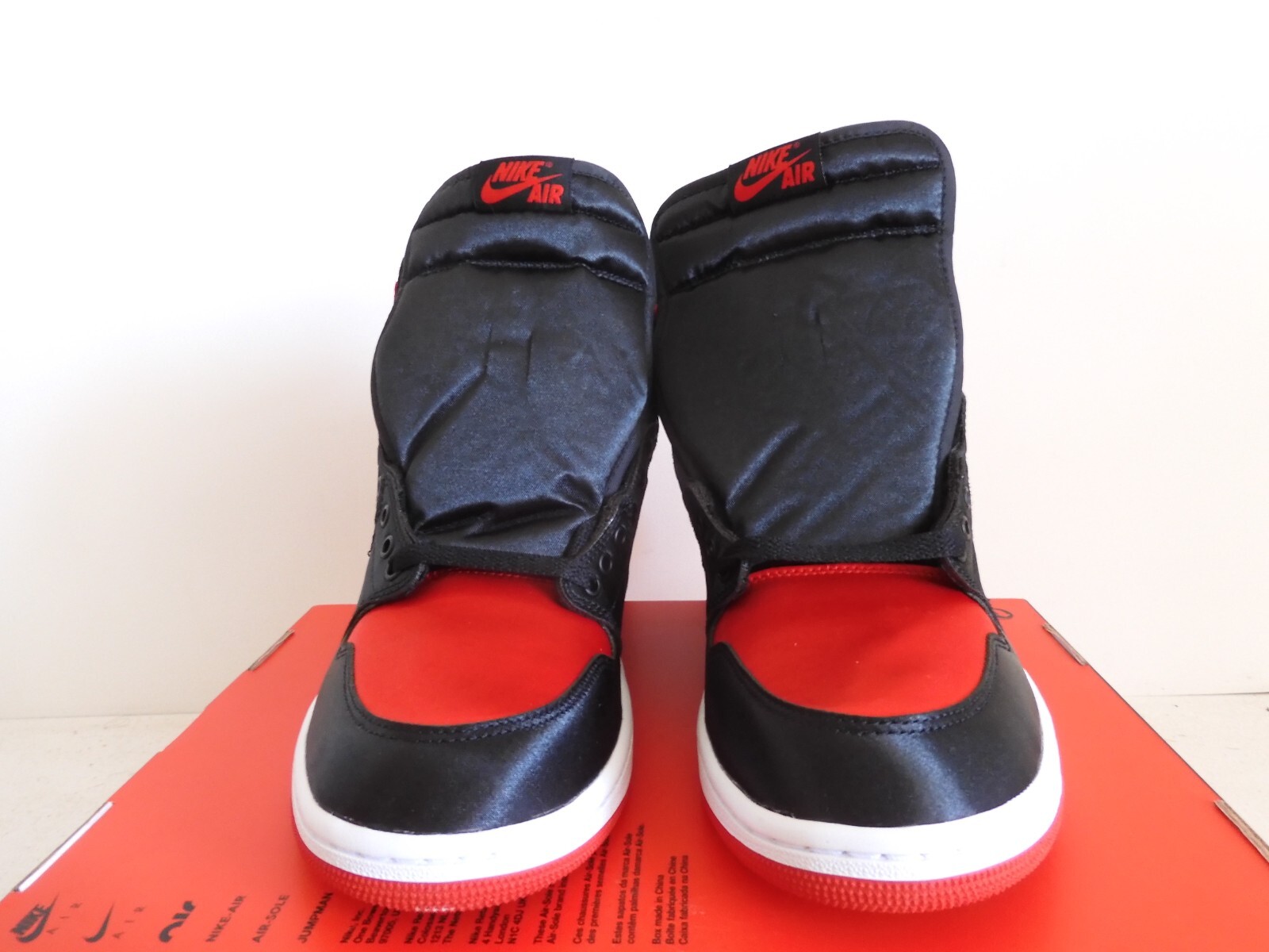 NIKE AIR JORDAN 1 RETRO HIGH OG «SATIN B» SZ 11.5 WOMENS-MENS SZ 10 [FD4810-061]