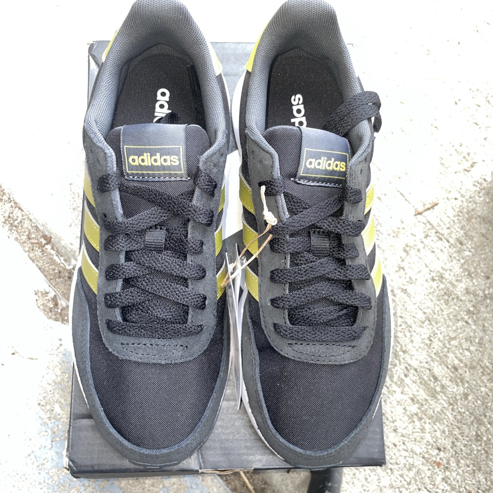 Size 6.5 – Adidas Run 60s 2.0 Vapour Black/Gold Women’s NIB
