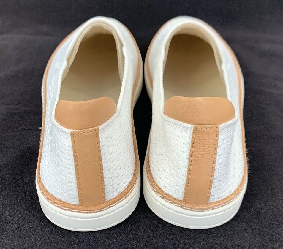 Ugg Sammy Knit Women’s White Slip On Casual Sneakers 1016756