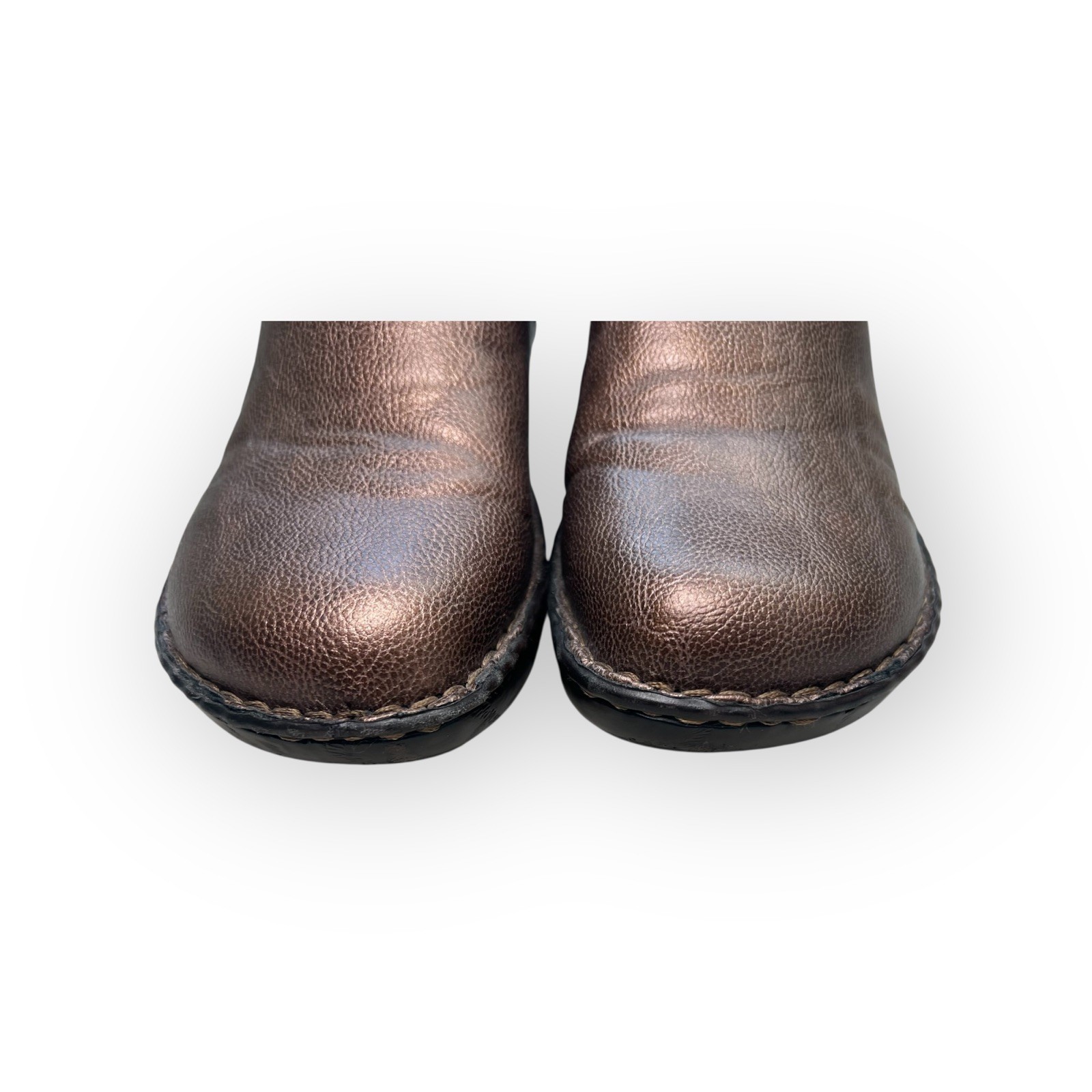 B.O.C. Womens Clogs Slip On Shoes SZ 9 Bronze Metallic Comfort Workwear Casual