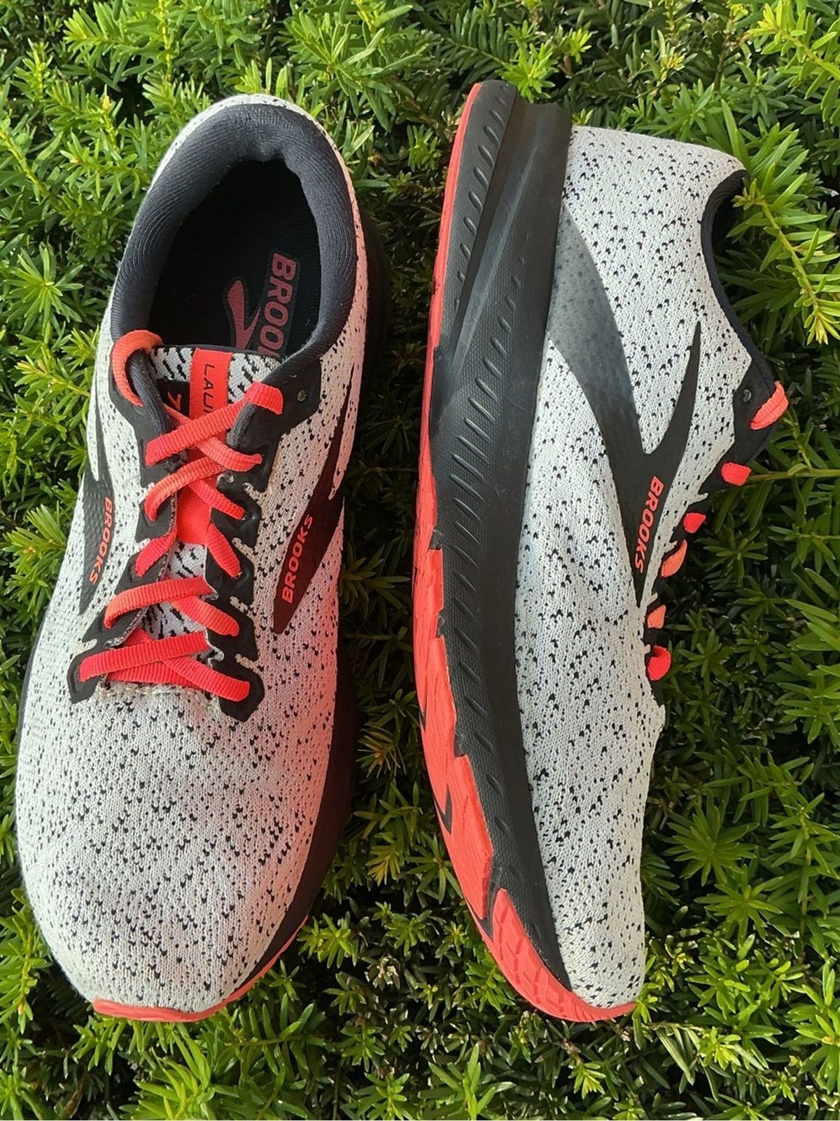 Brooks Men’s Launch GTS Running Shoes – White with Black and Red