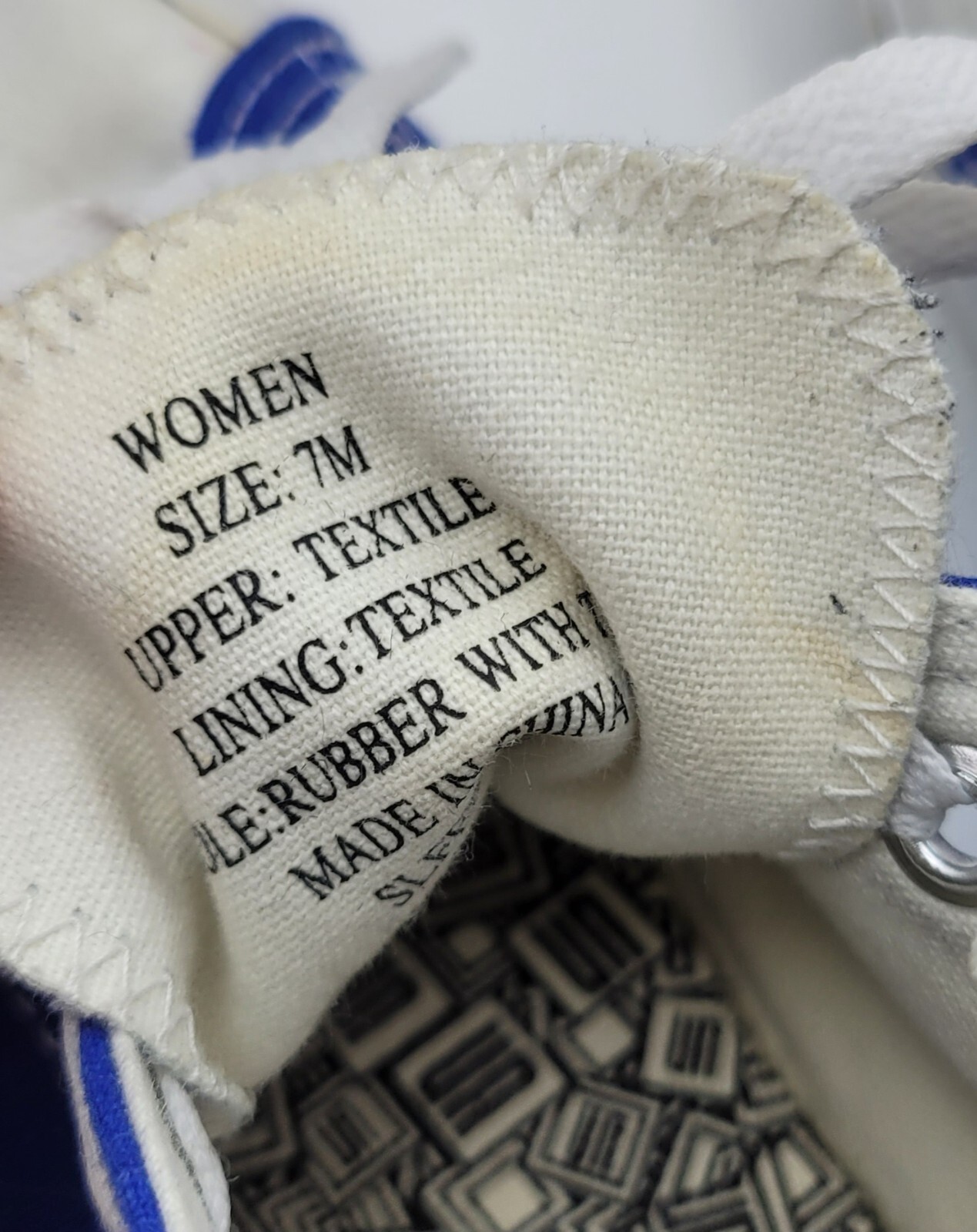 SKICKS Duke Blue Devils Unisex Low Top Sneaker Sz Women 7M