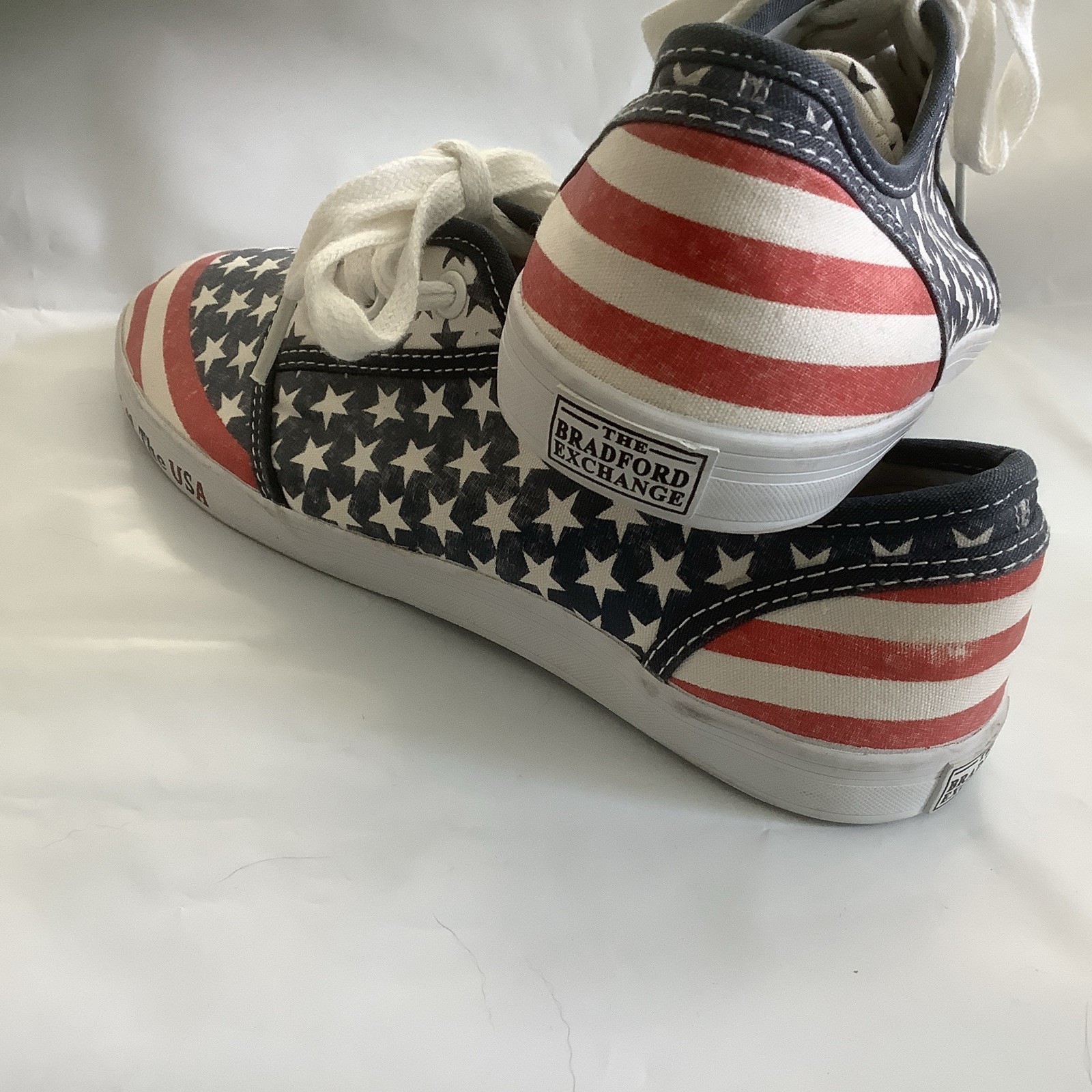 Bradford Exchange USA Charm American Pride Flag Shoe Sneakers Womens Size 9