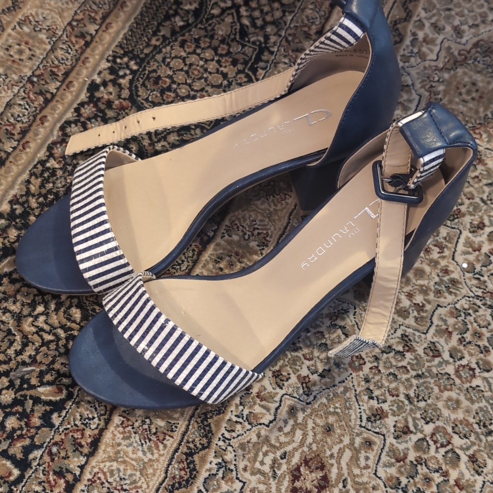 CL by Laundry Women’s Blue/White Striped Open Toe Ankle Strap US 6.5