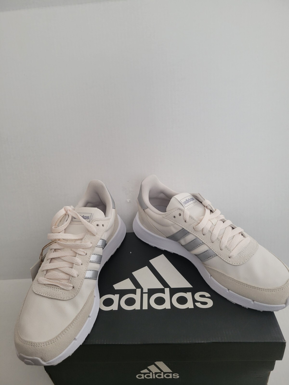 Size 8.5- adidas Run 60S 2.0 Chalk Silver Metallic