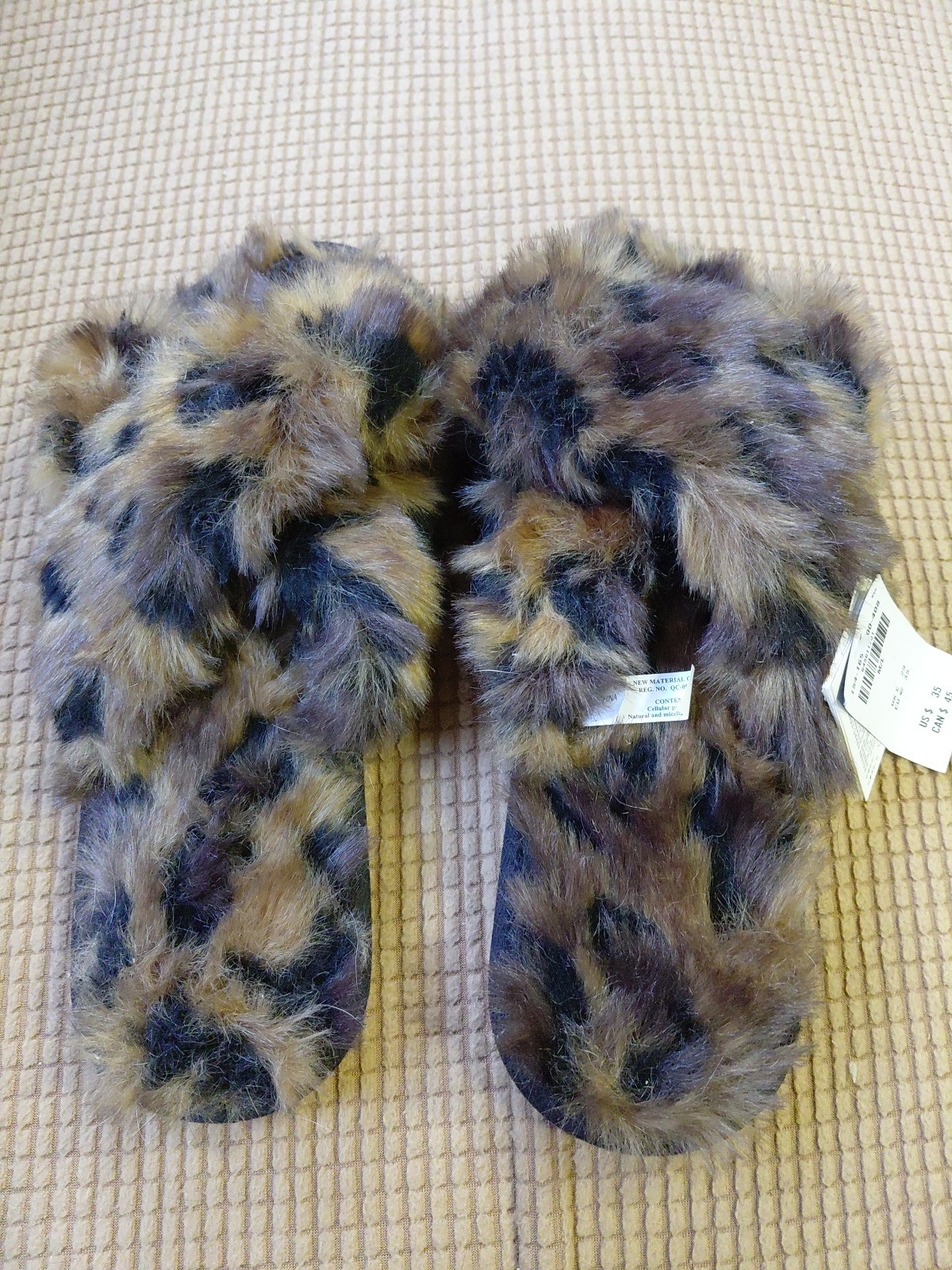 Women’s M/L New Abercrombrie& Finch Leopard Faux Fur Slippers House Shoes Vtg
