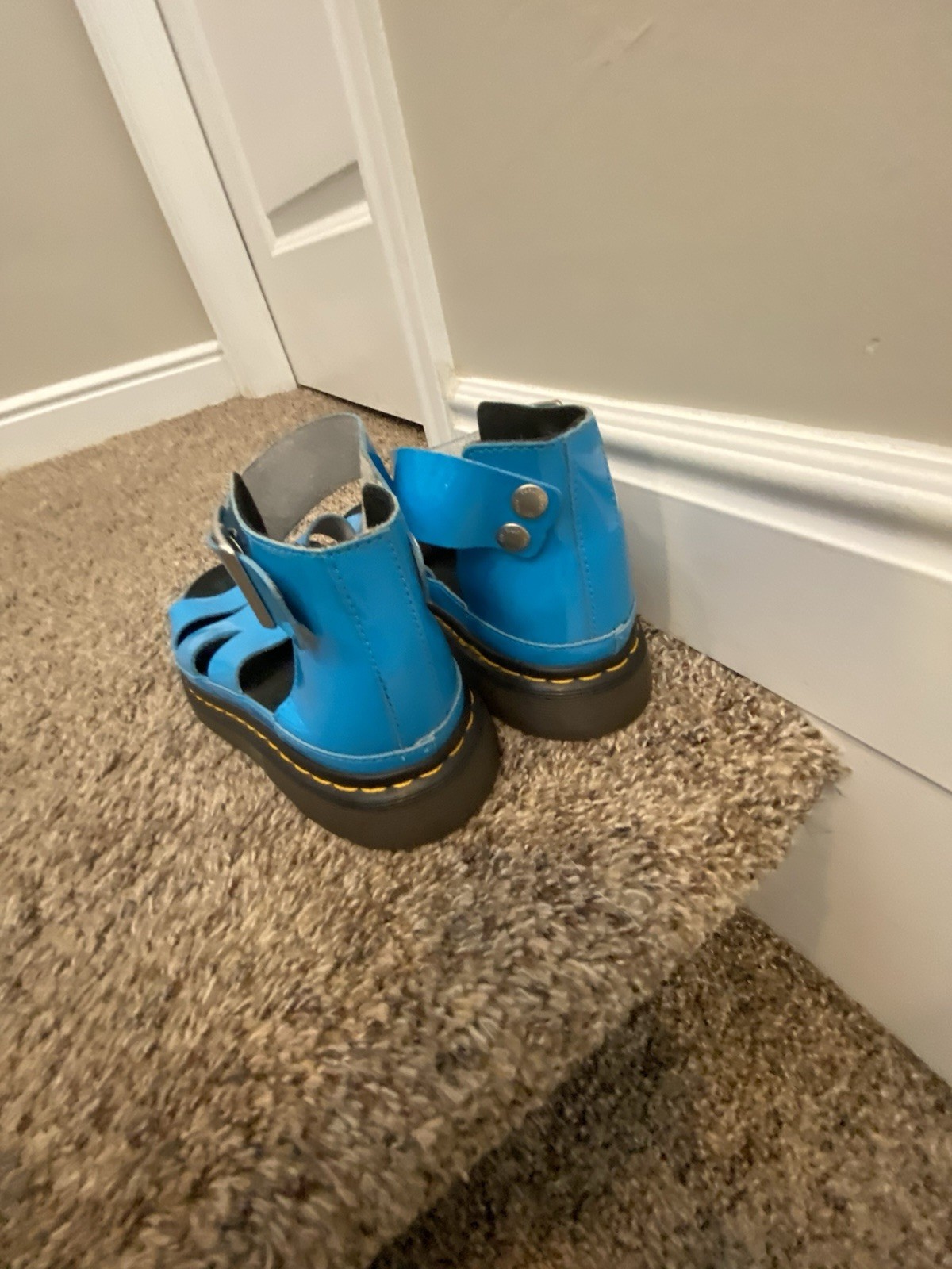Dr. Martens Women’s Sandals Size 8 Blue Black Patent Leather Strappy Buckle