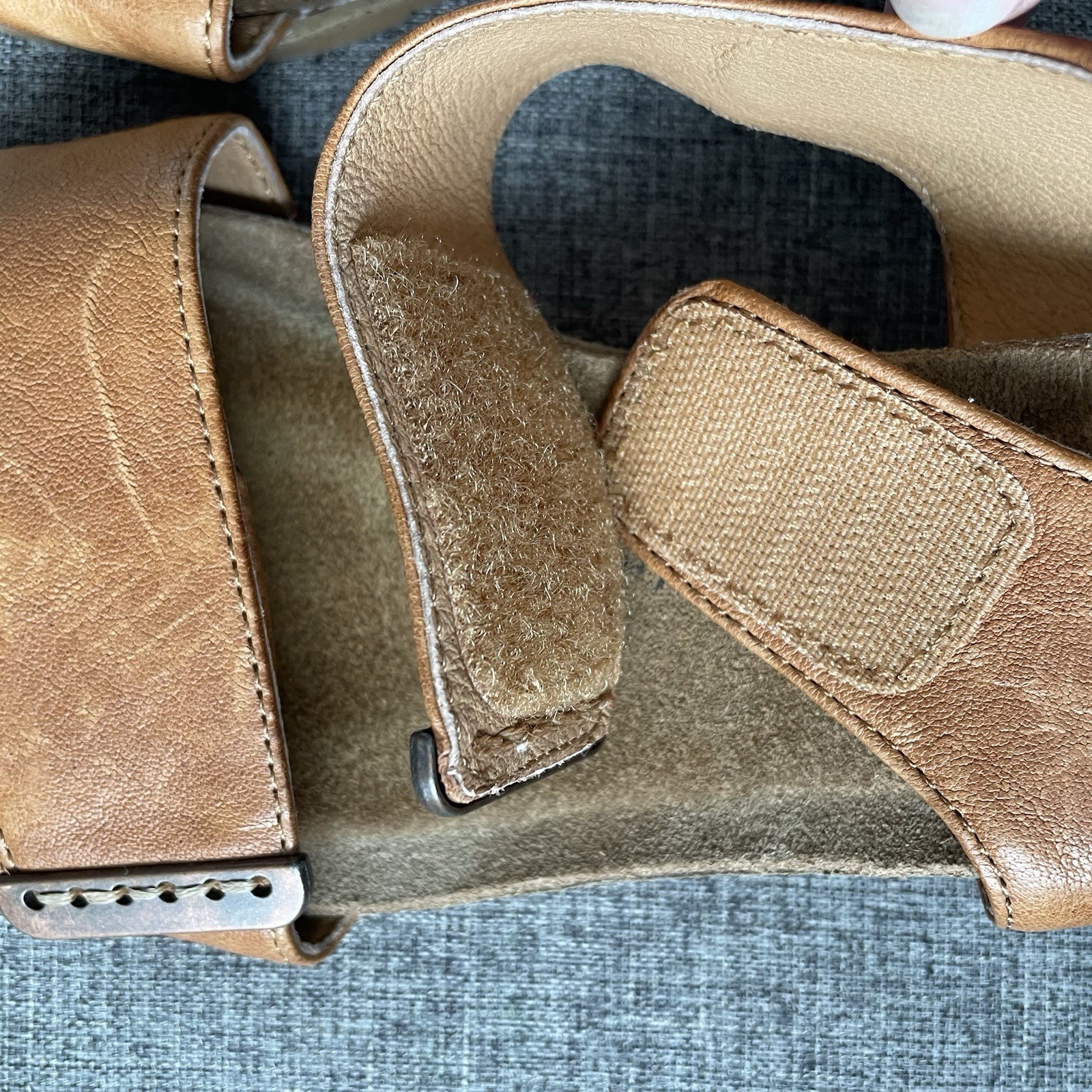 Söfft Verdi II leather Wedge Sandals Tan Women’s Sz 8 Hook & Loop Luggage Brown