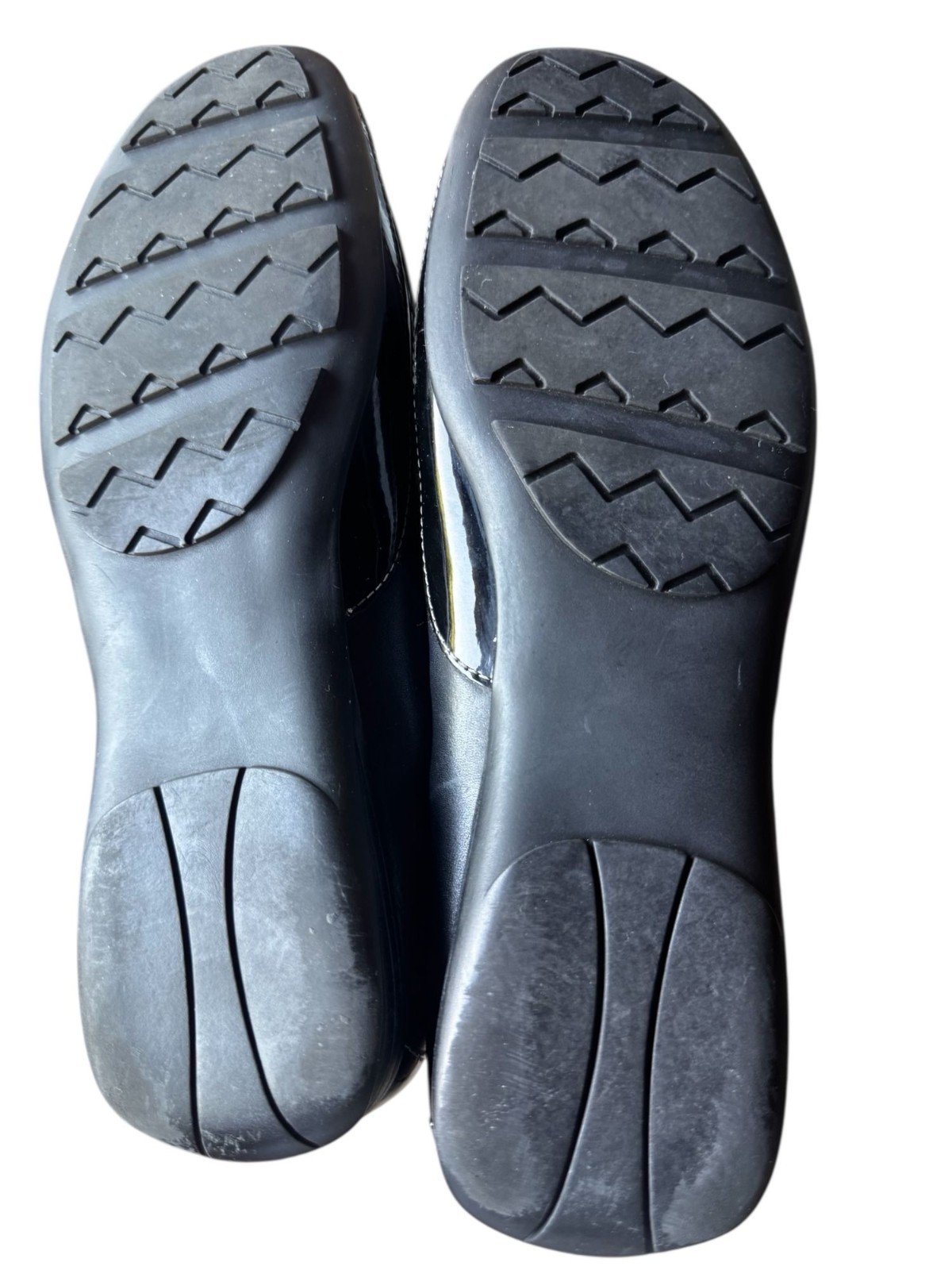 Etienne Aigner Wren Black Leather Loafers Women’s 7.5M Slip-On Casual Travel