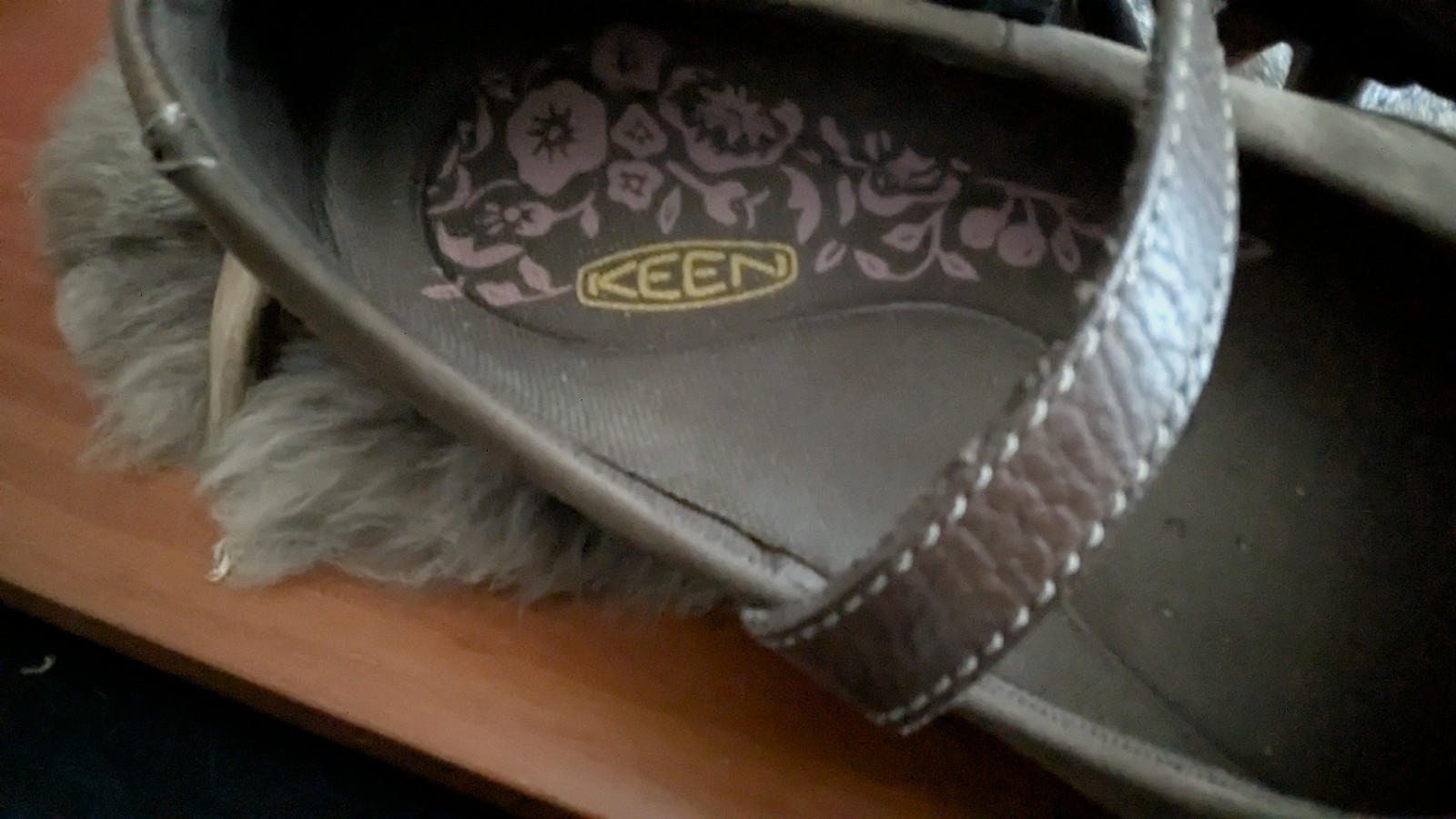 KEEN Sienna Womens 8.5 Brown Leather Mary Jane Comfort Shoes Rubber Toe Flats