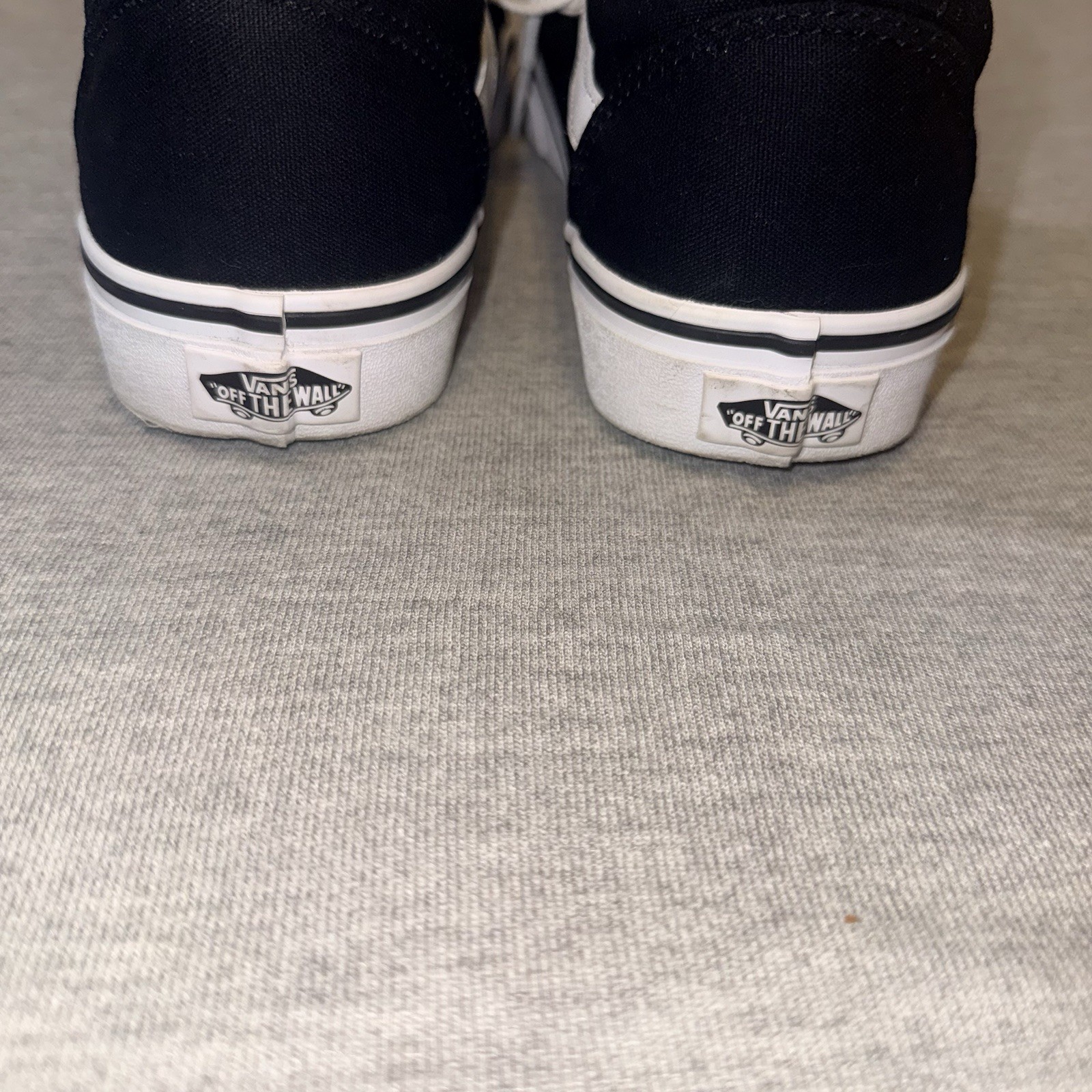 Vans Ward Low Black White Skate Shoes Women’s Size 8.5 Sneaker Canvas Classic