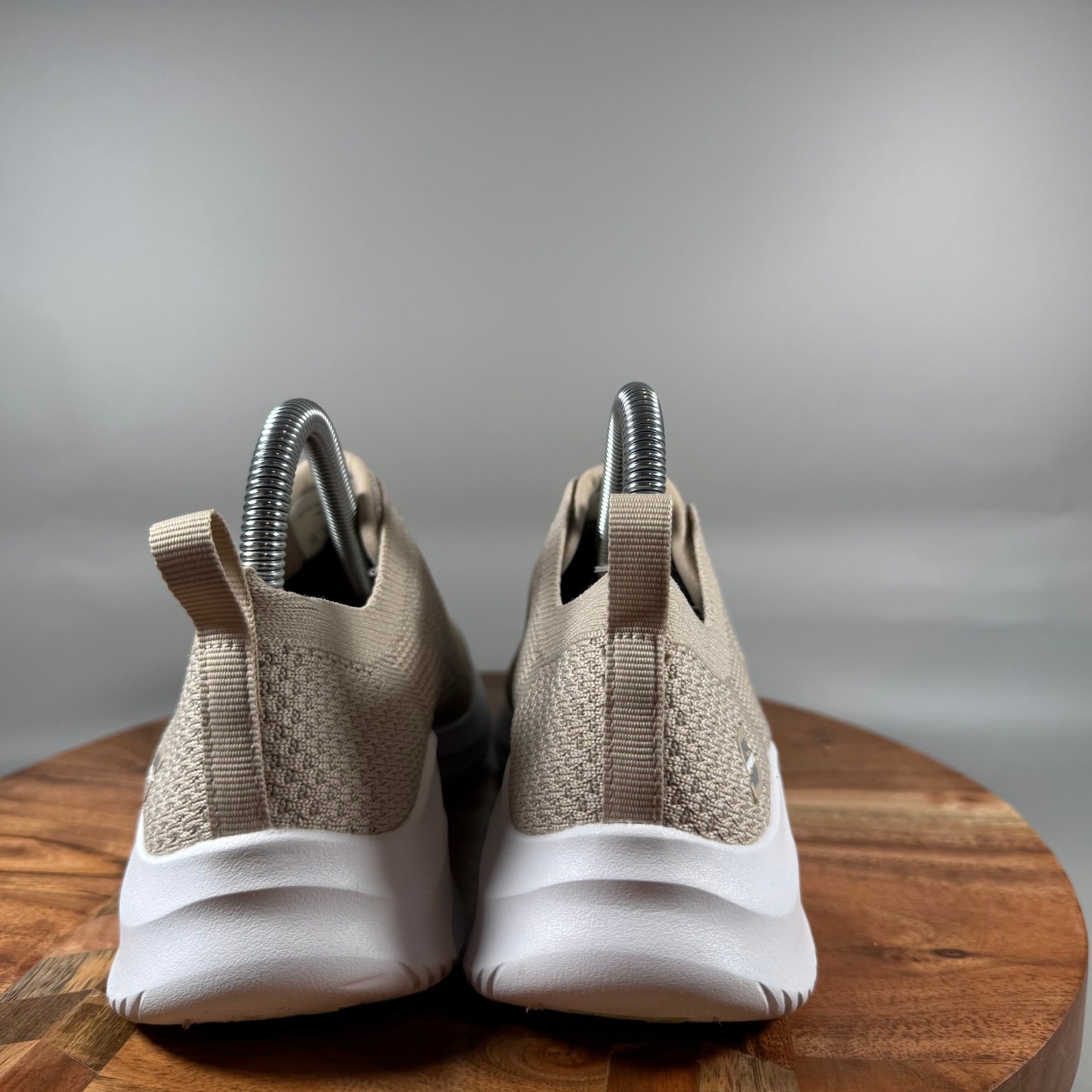 S Sport by Skechers Womens Beige Slip On Memory Foam Sneakers F190-11 Size 7.5