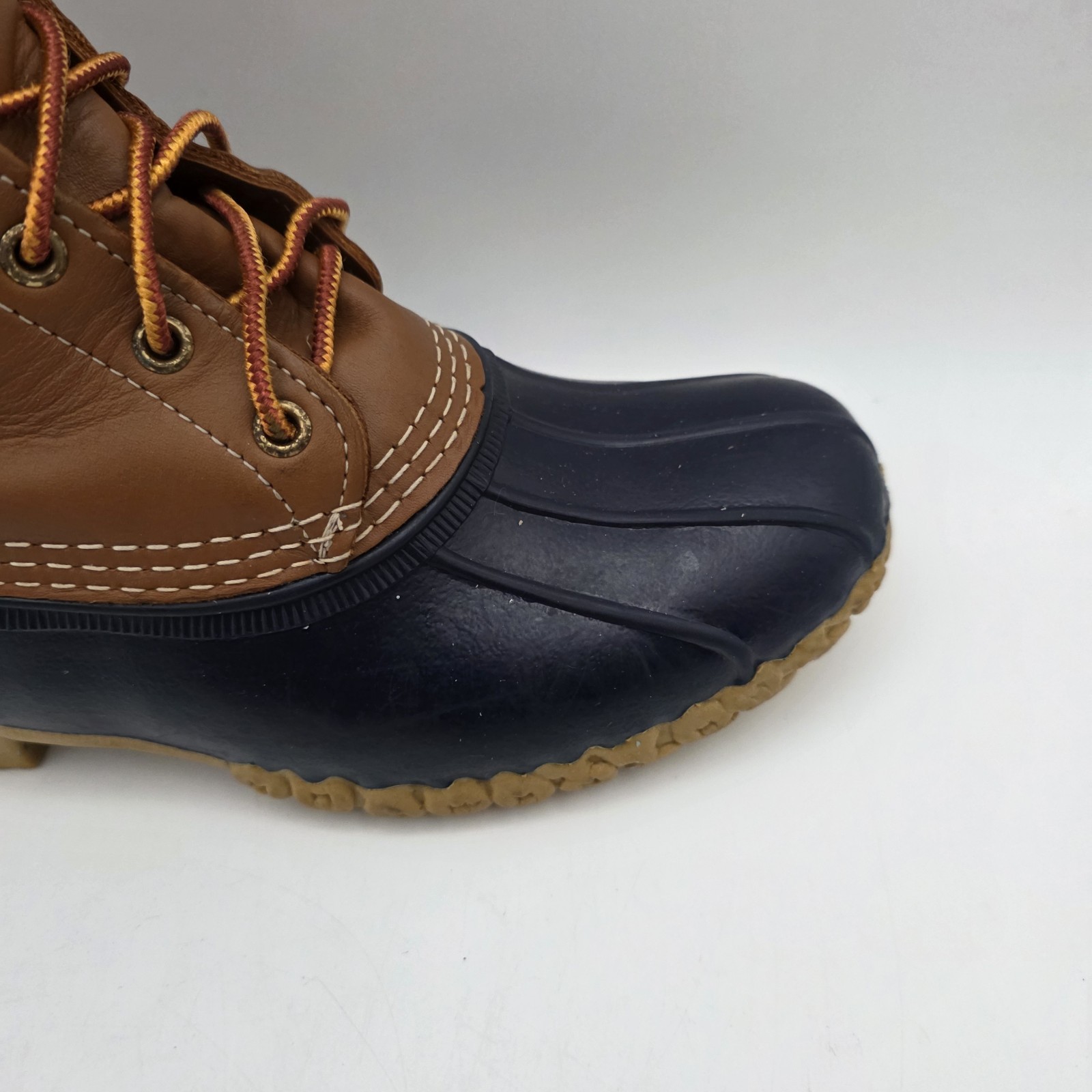 LL Bean Unisex Maine Bean Boot Shoe Leather Duck Boots Tan and Navy M – 7, W – 9