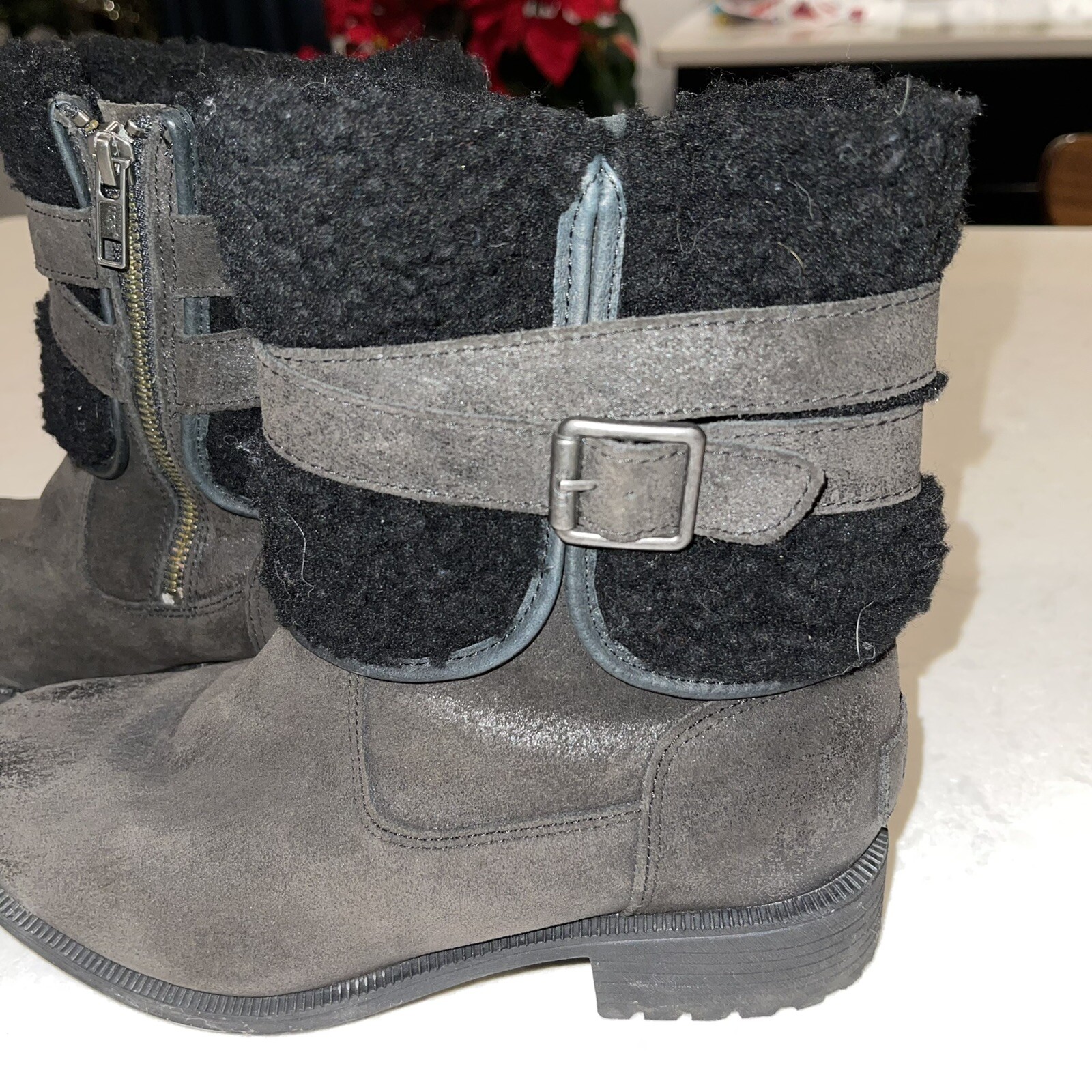 Ugg Womens Blayre III Black Winter Boots Cold Weather 7 Medium (B,M) BHFO 9163