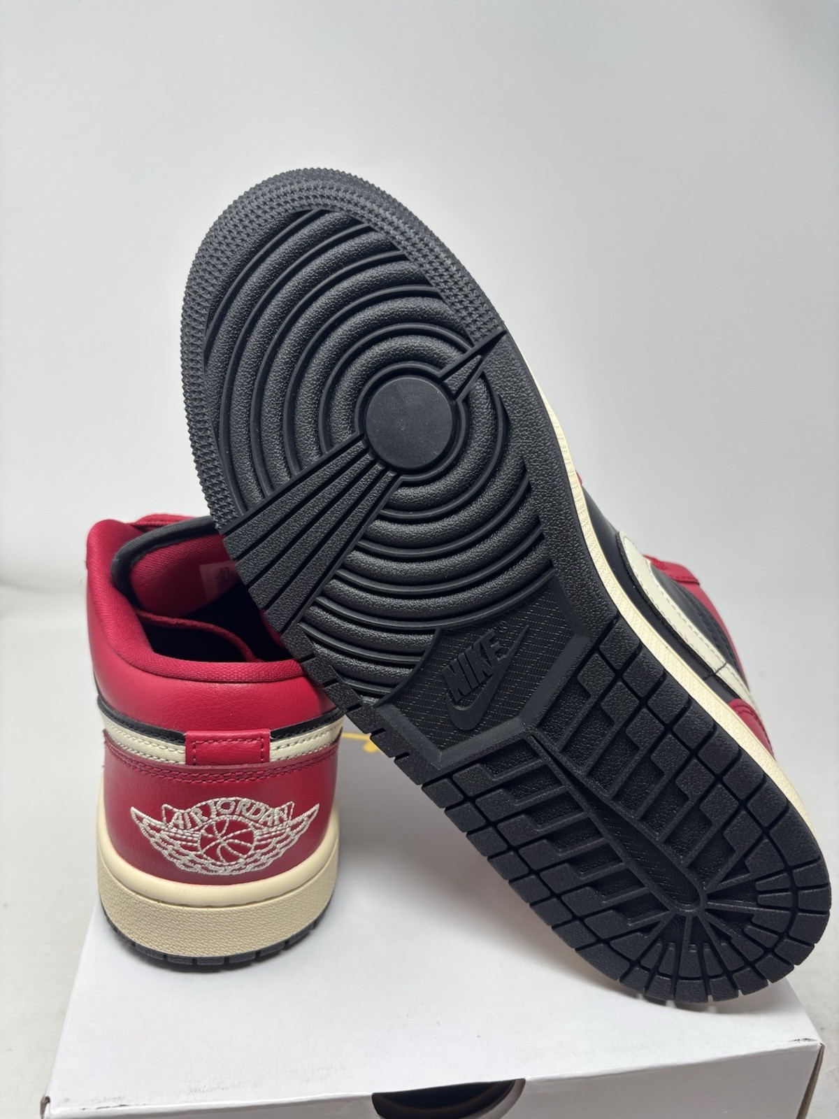 Air Jordan 1 Low DC0774-605 Hibiscus Black Red Sneaker Women’s Size