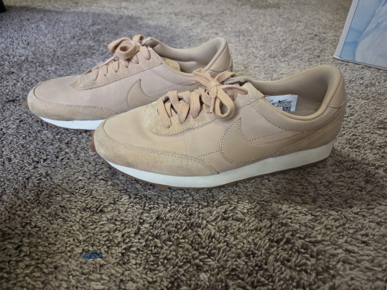 Nike Daybreak Sneakers Tan Suede Leather Vachetta Women’s Size 8.5