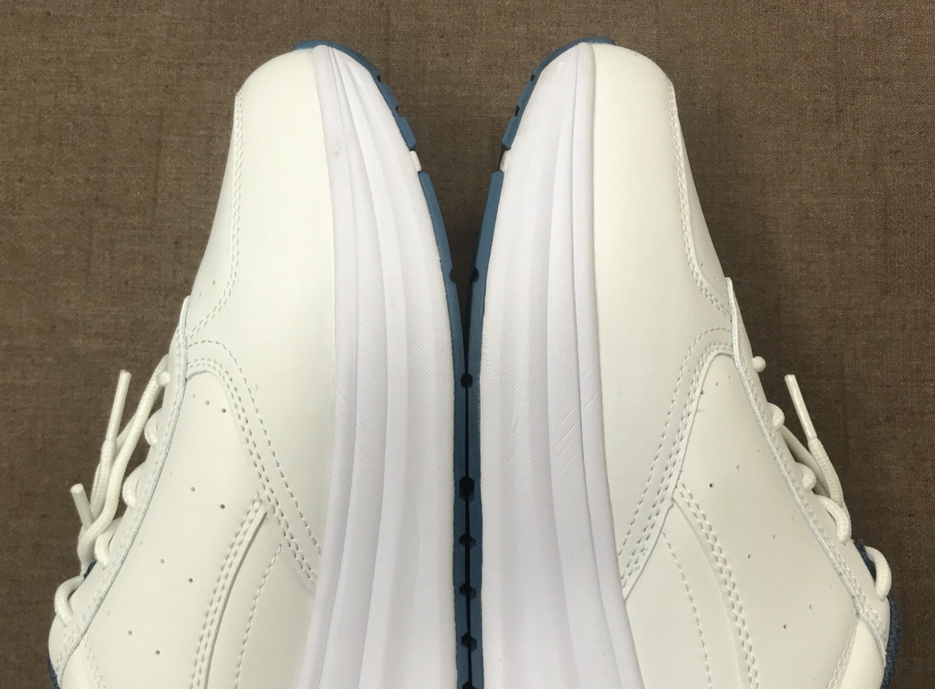 *See Description Propet Ultima Women’s Walking Sneakers Size 10M White Leather