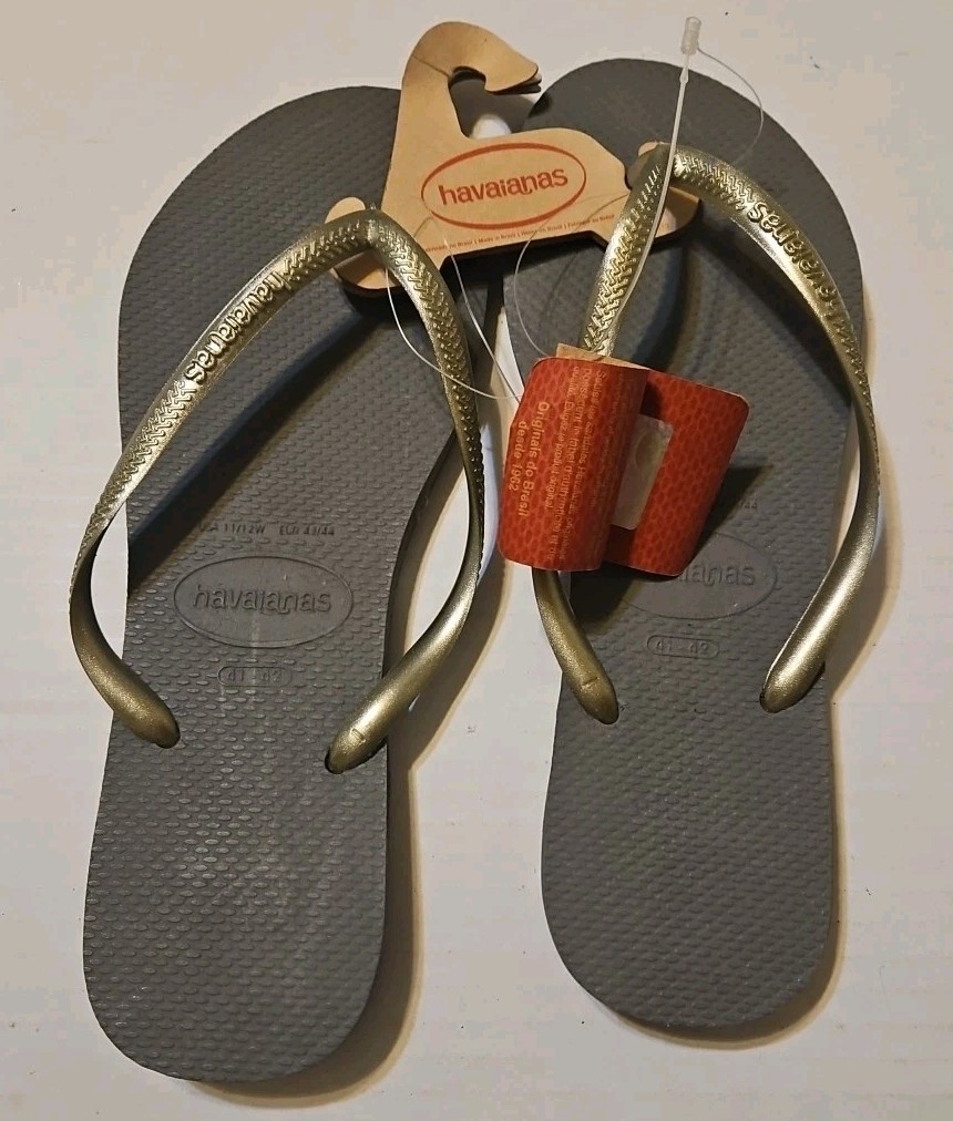Havaianas Unisex Thong Flip-Flop Light Gold Sandal 4000030 Size: 11/12W NEW