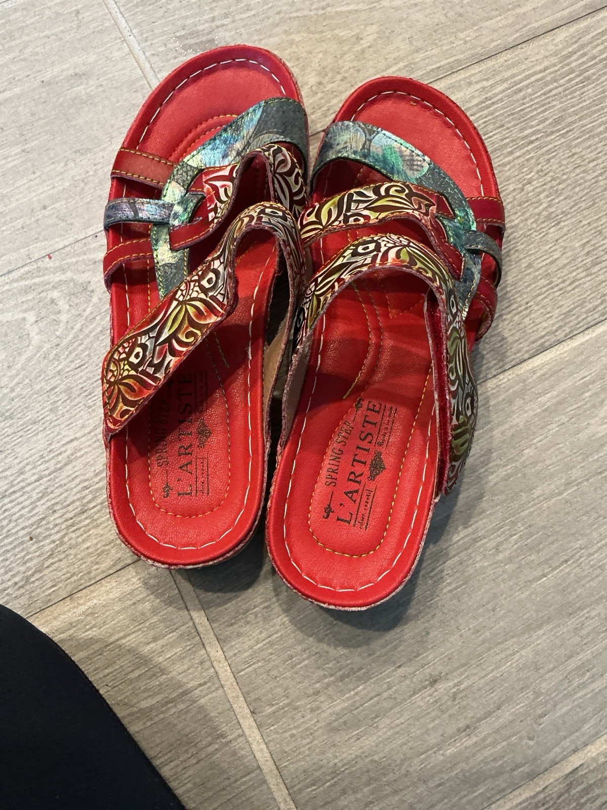 Spring Step L’Artiste Red Multicolor Patterned Slide Sandals Women’s Casual