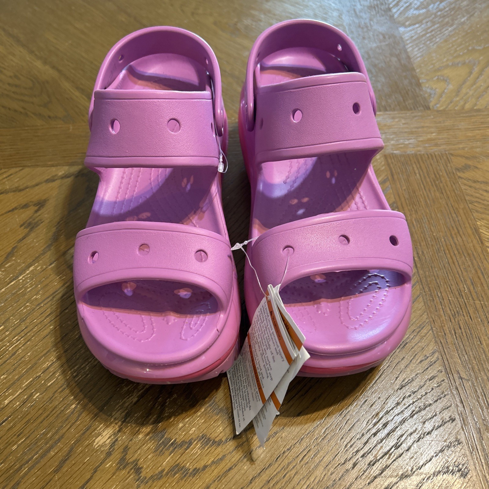 Crocs Classic Mega Crush Sandal Women’s 10 Mens 8 High Platform Bubble Pink