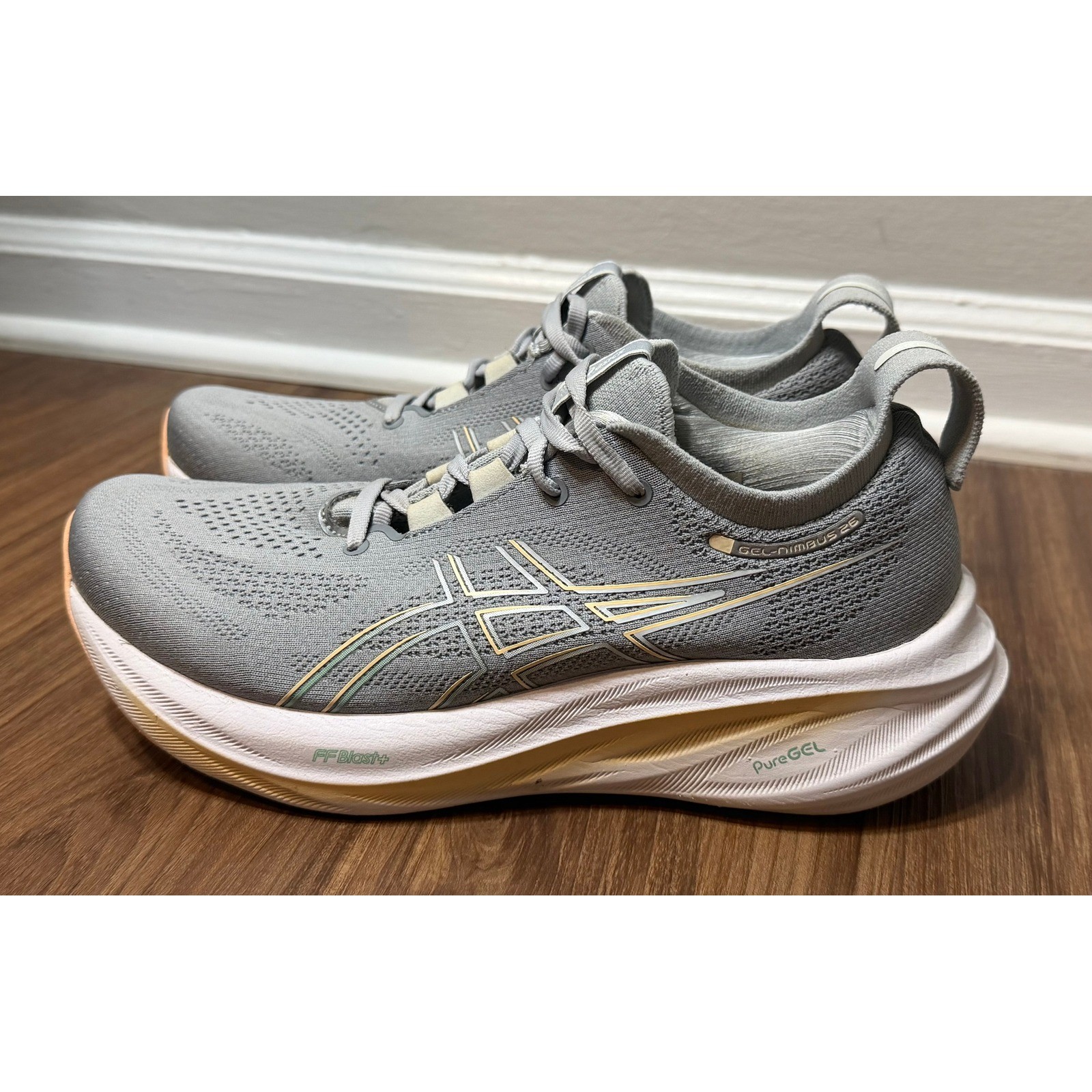 ASICS GEL-Nimbus 26 Womens Running Shoes Grey Silver Peach (1012B601) Sz 8.5