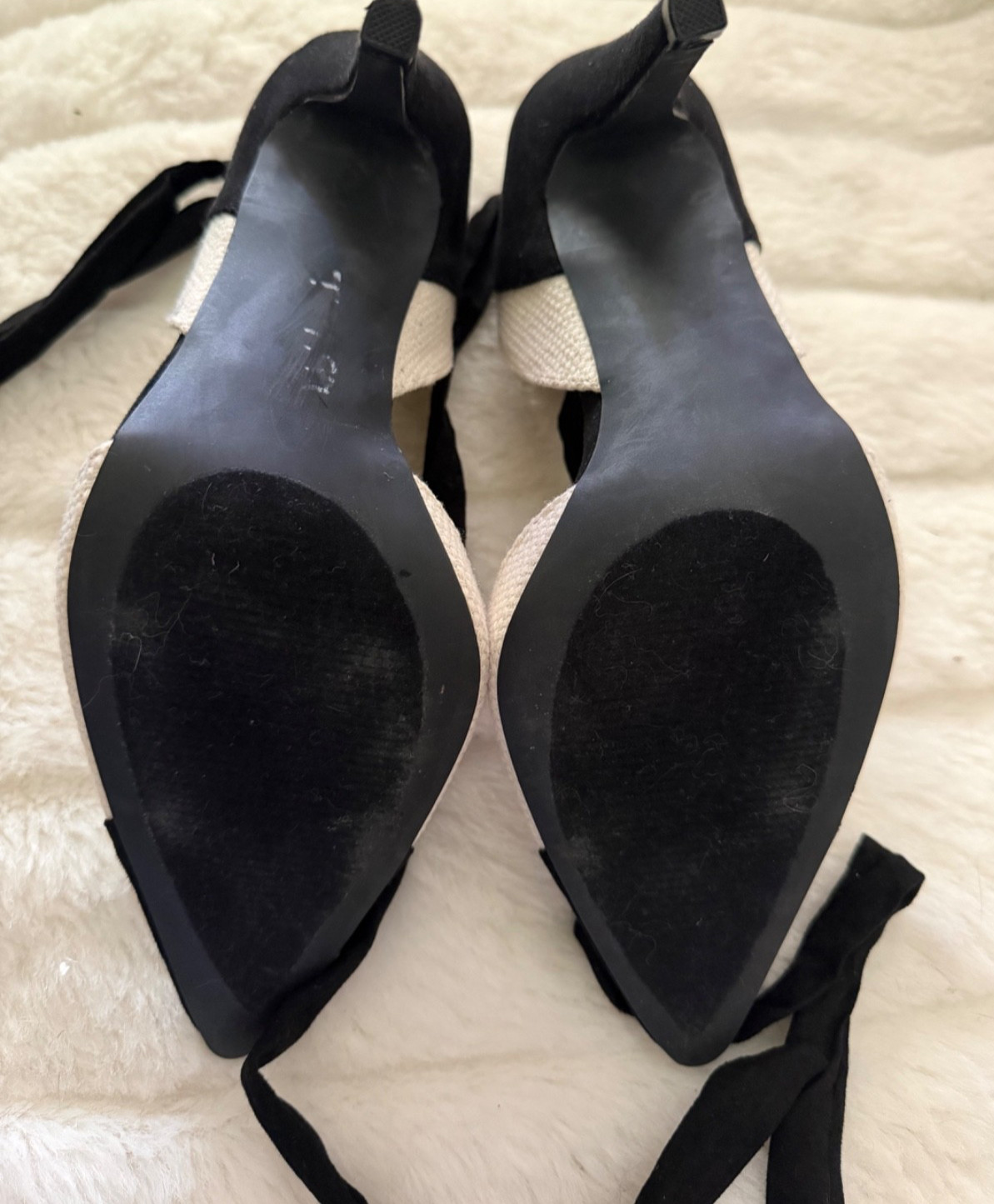 JUSTFAB SIZE 9 Ivory/Black Stiletto Textile Suede Faux Covered Heel Velvet Tie
