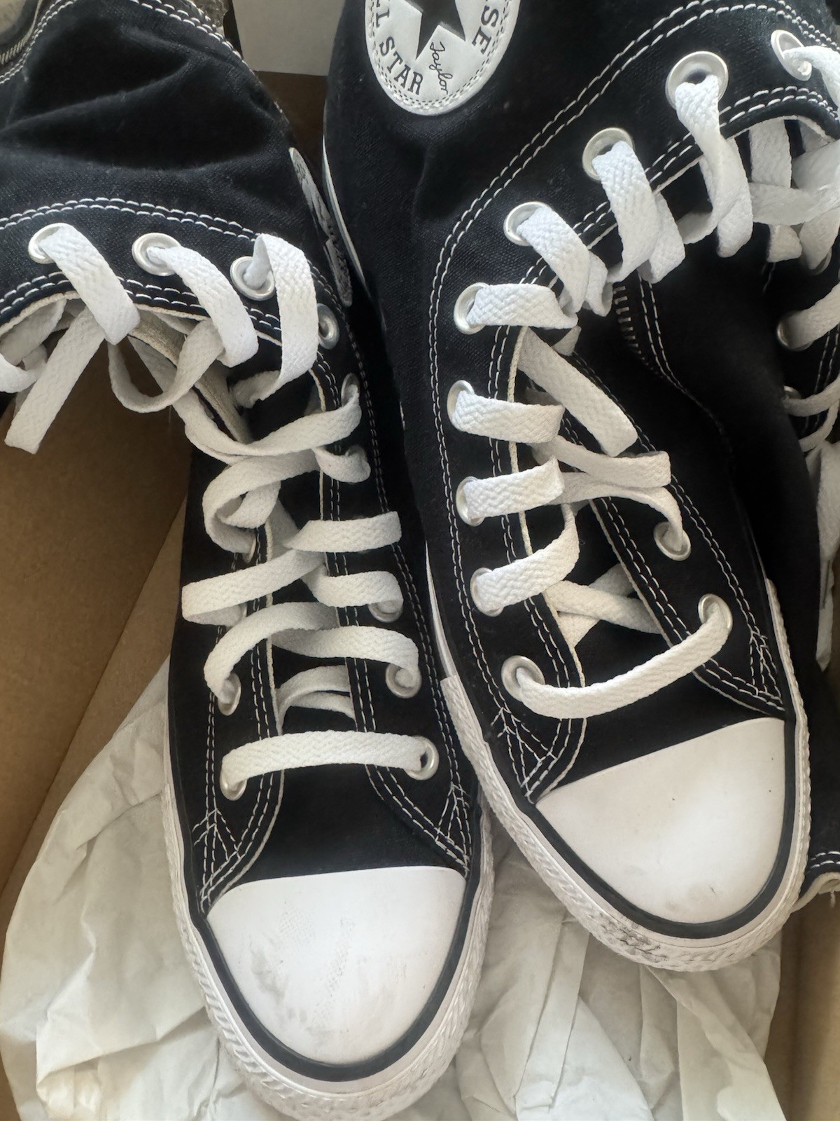 Size 8.5 – Converse Chuck Taylor All-Star Hi Black 553365C