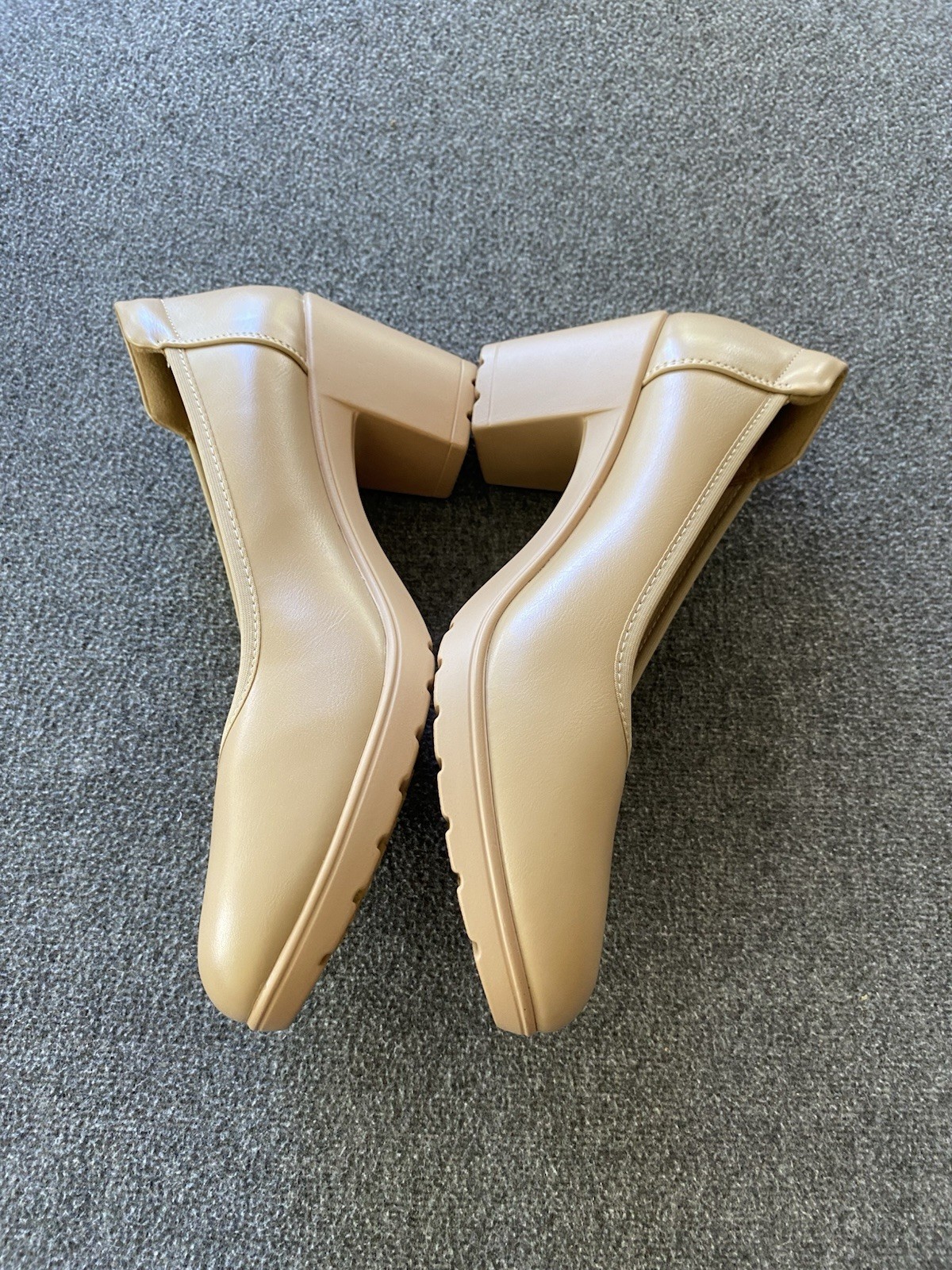 Dream Pairs Heels 9.5 Tan Edena Low Block Heel Pumps Capsule Minimalist Office