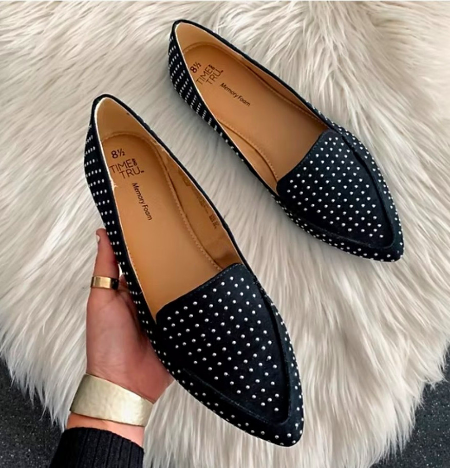Time and Tru Women’s Black Studded Pointed Toe Memory Foam Flats 10W