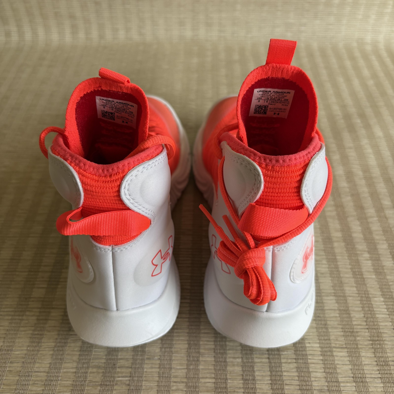 Under Armour Flow Highlight Ace Volleyball Shoes Womens 8 Beta White 3027083-101
