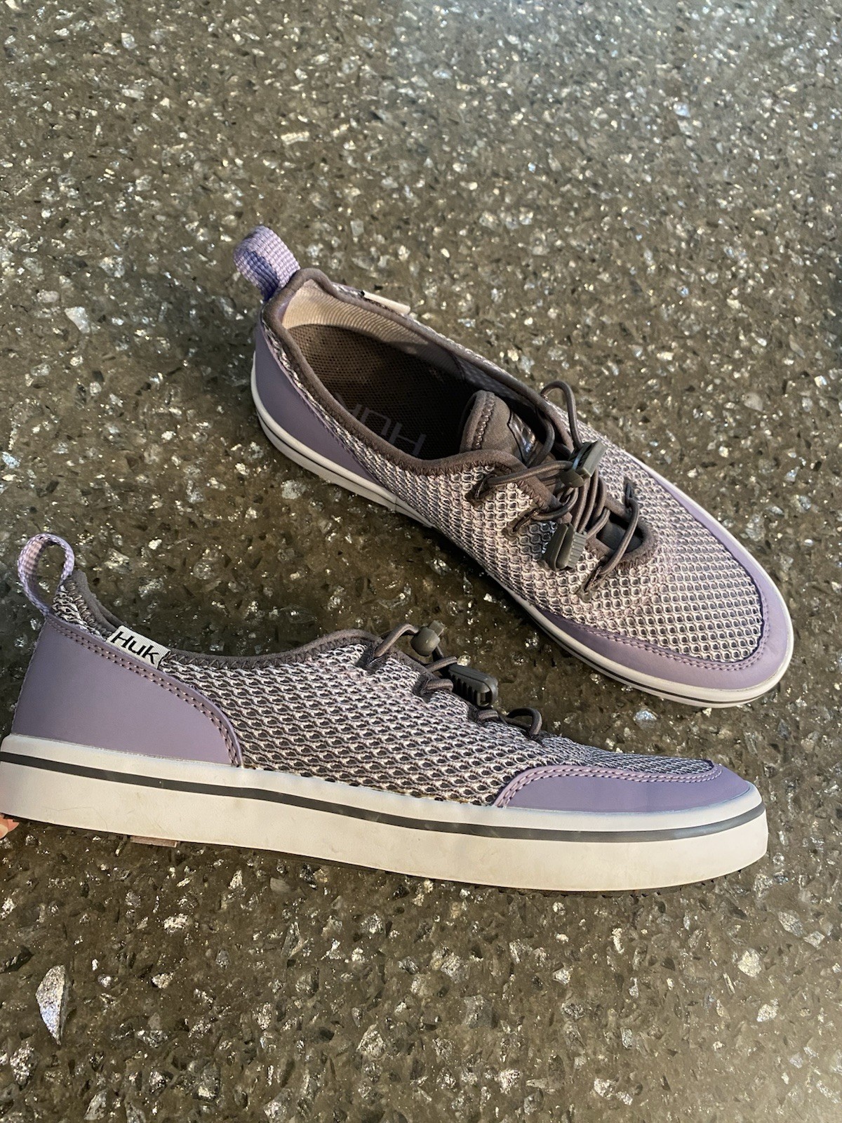 Huk Women’s Size 8 Mania Fishing Shoes Lilac Charcoal