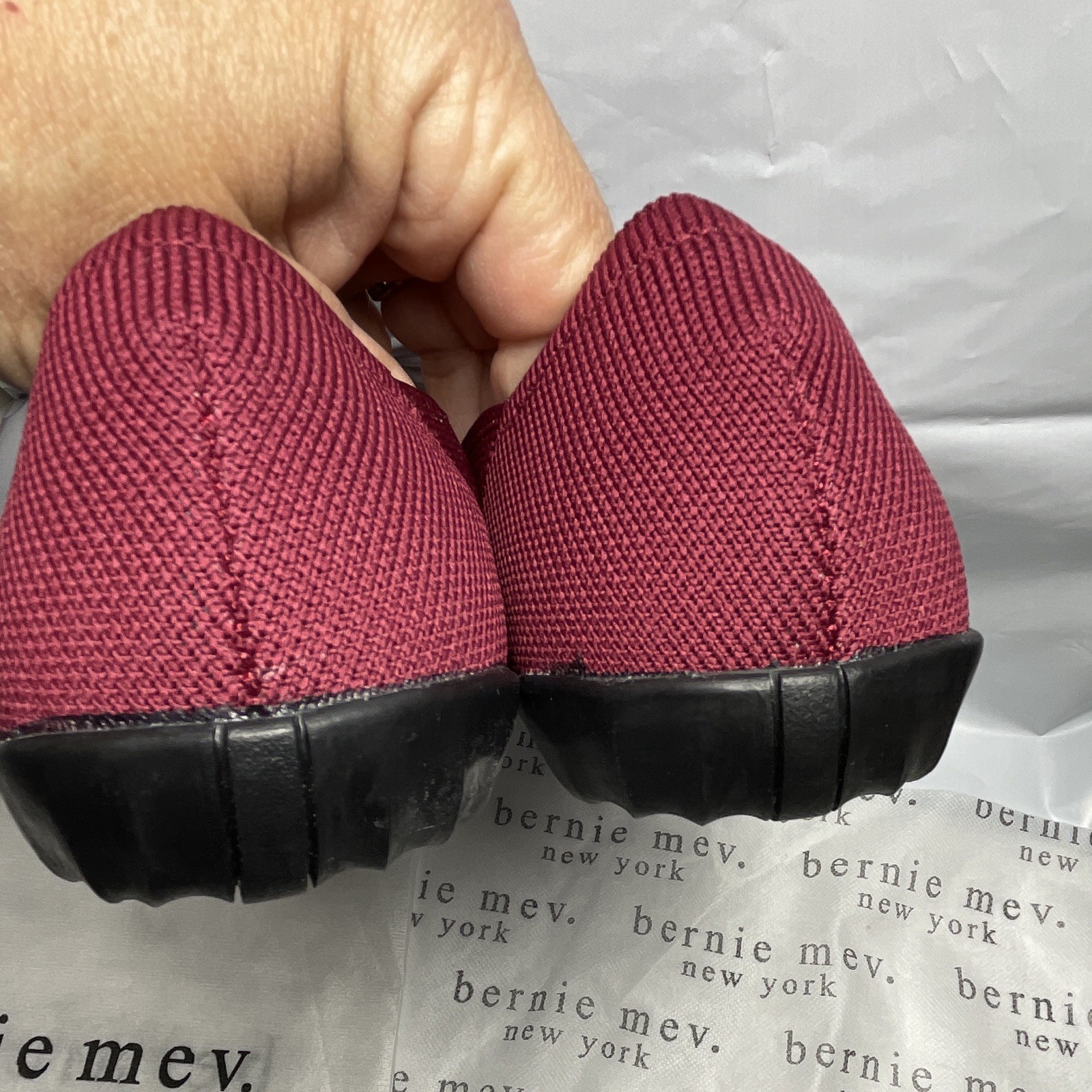 Bernie Mev Women’s Knit Slip-On Flats Burgundy Round Toe EU 36 US 5