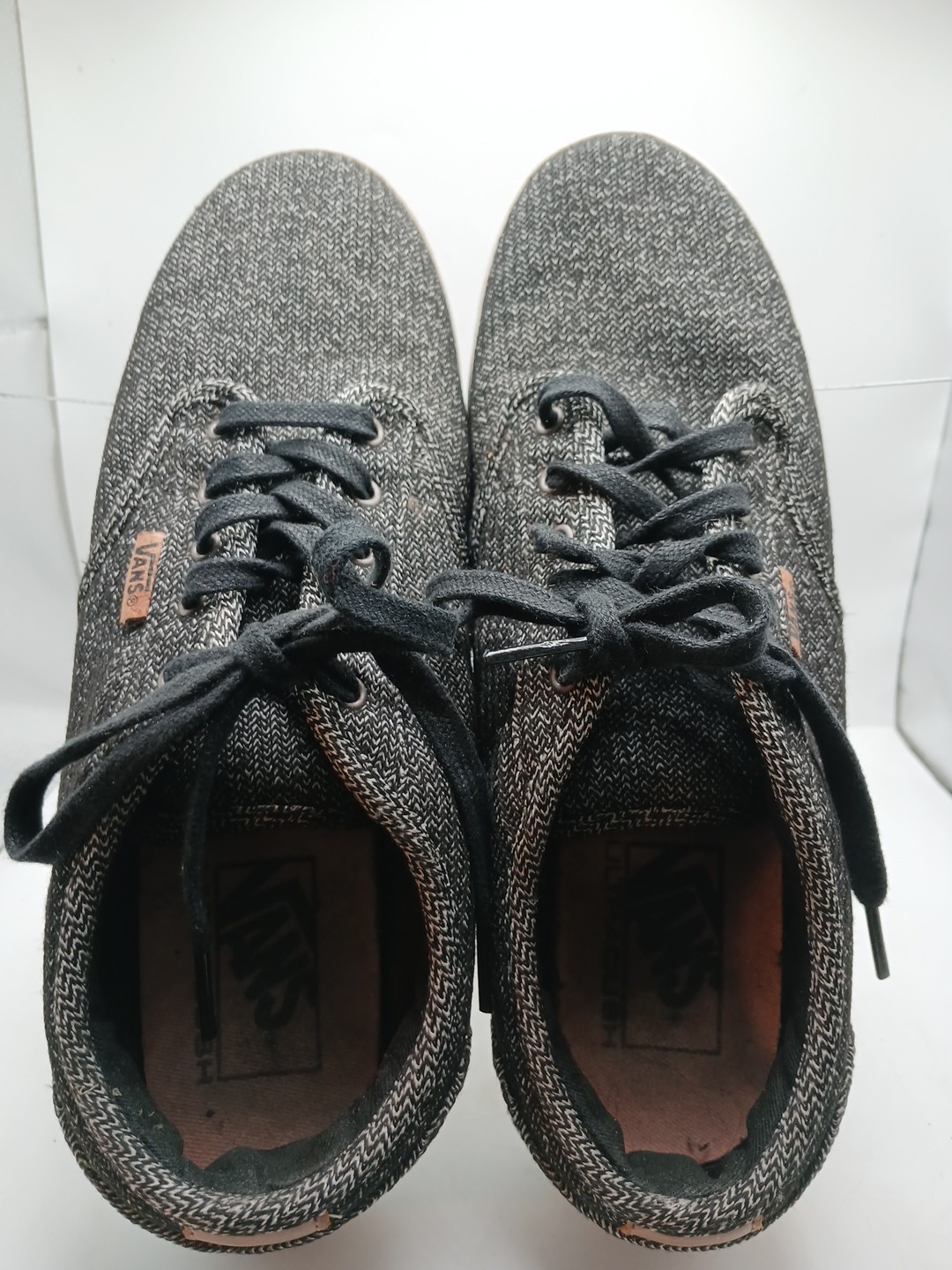 Pre-owned, Mimimun Cleaning To Keep Price Low( See Pics To Appreciate )