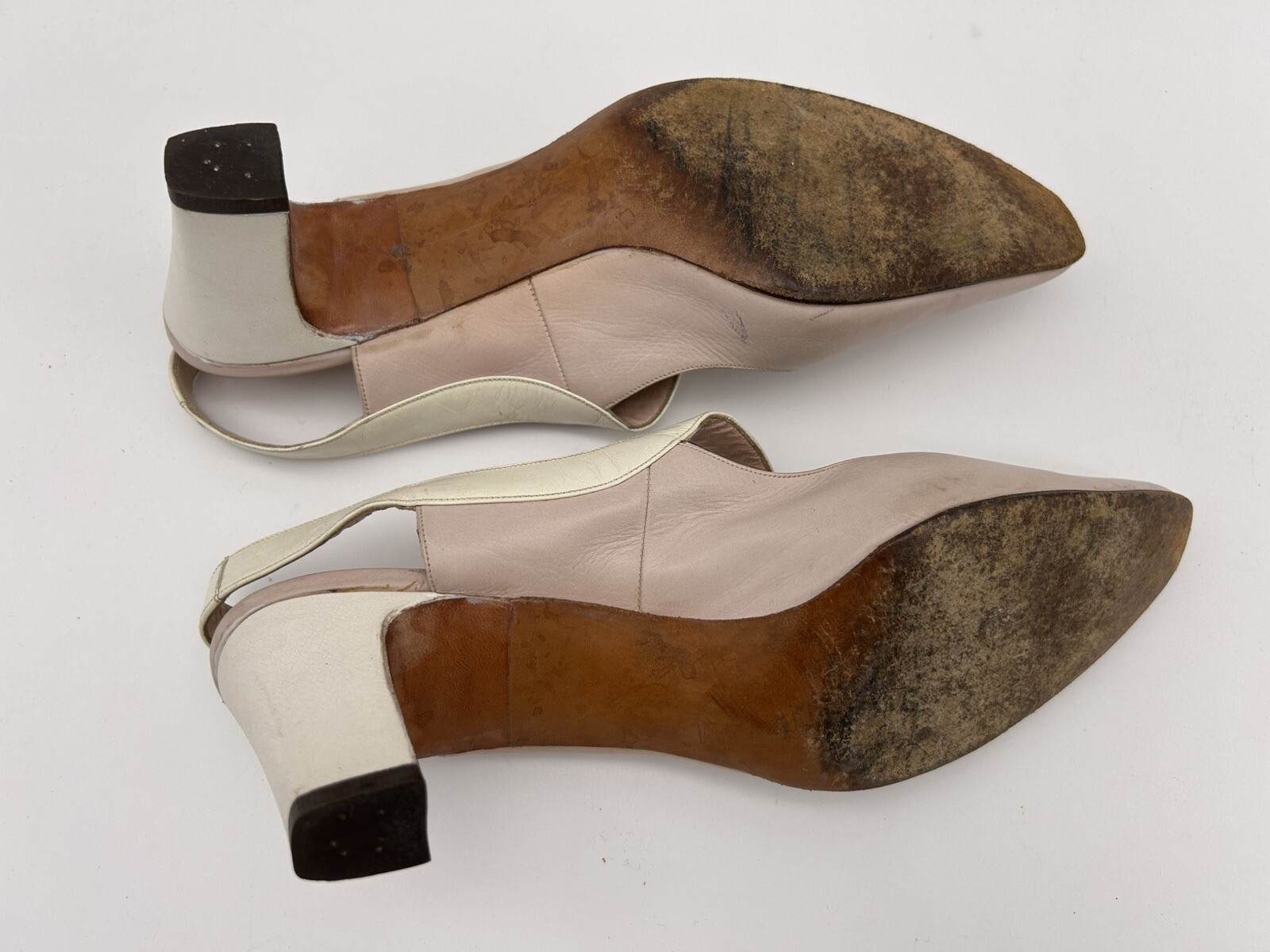 Vintage 1960’s AMALFI light Lilac Leather Slingback Pumps 8 AAA