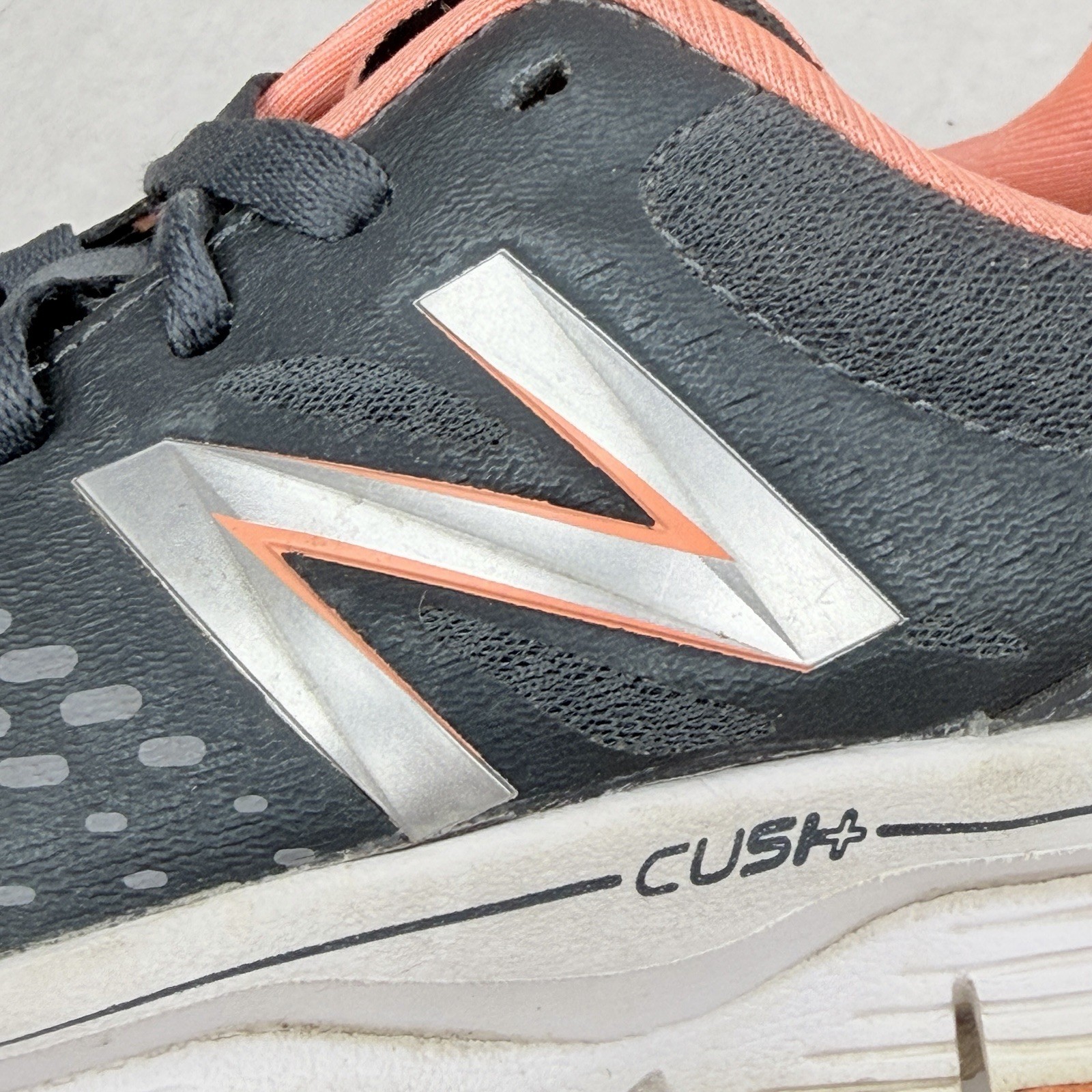 New Balance 771 Cush Running Shoe Womens Size 8 Black Salmon