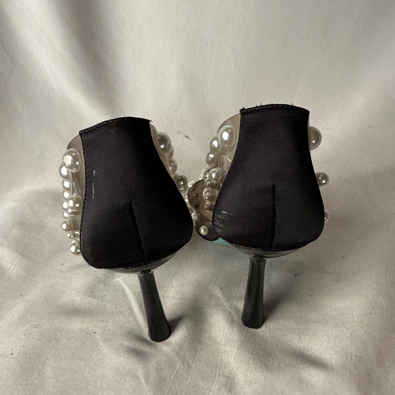 Betsey Johnson Pearl Studded Heels, Size 8.5 Sb Halo