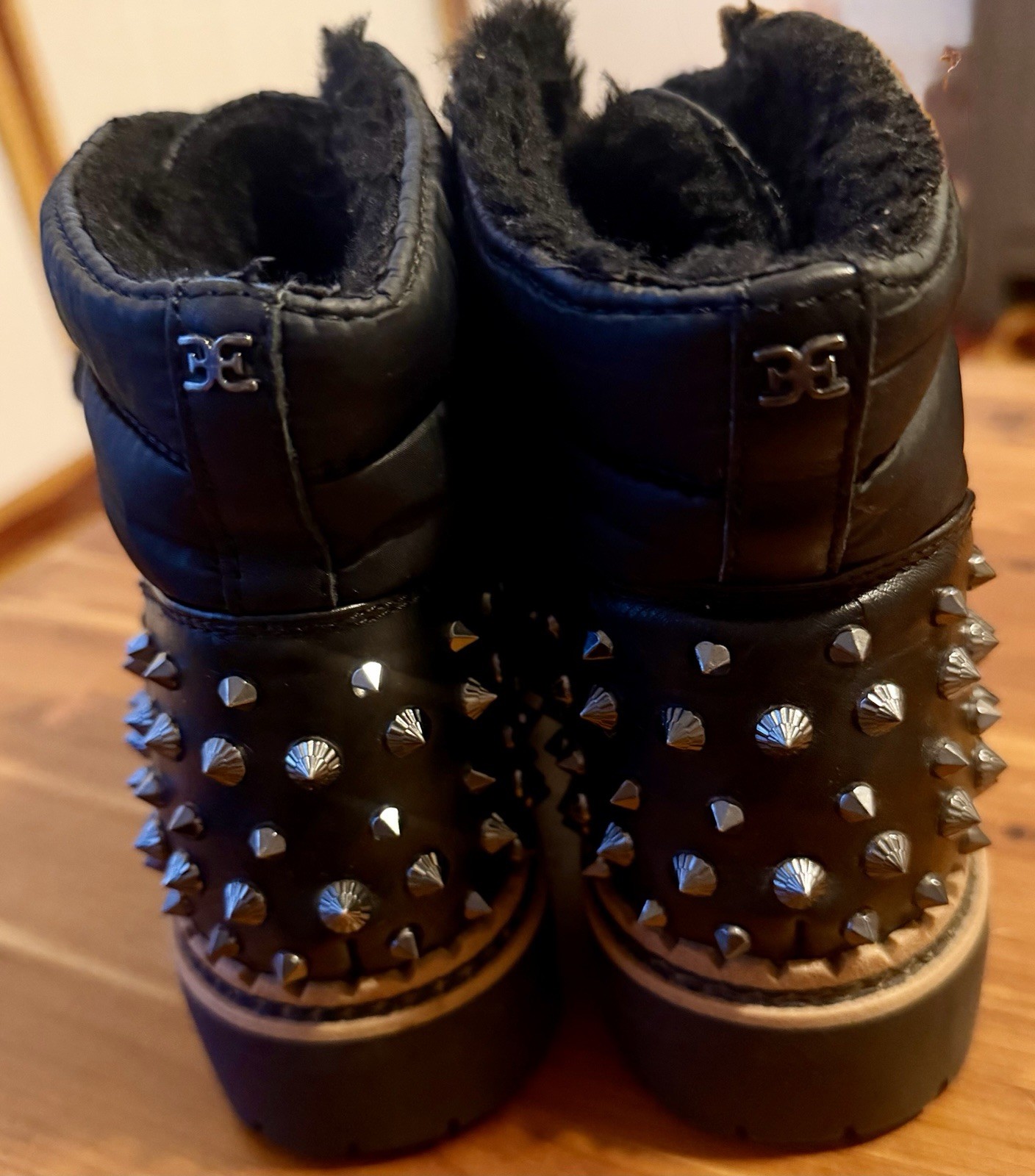 Sam Edelman Bren Black Quilted Spiked Lug Sole Combat Boots Size 8 Womens Med