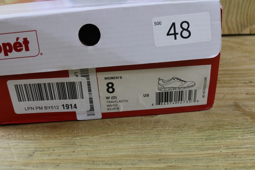 Propet Sneakers Womens 8 Gray Silver Travelactiv Lace Up Athletic New