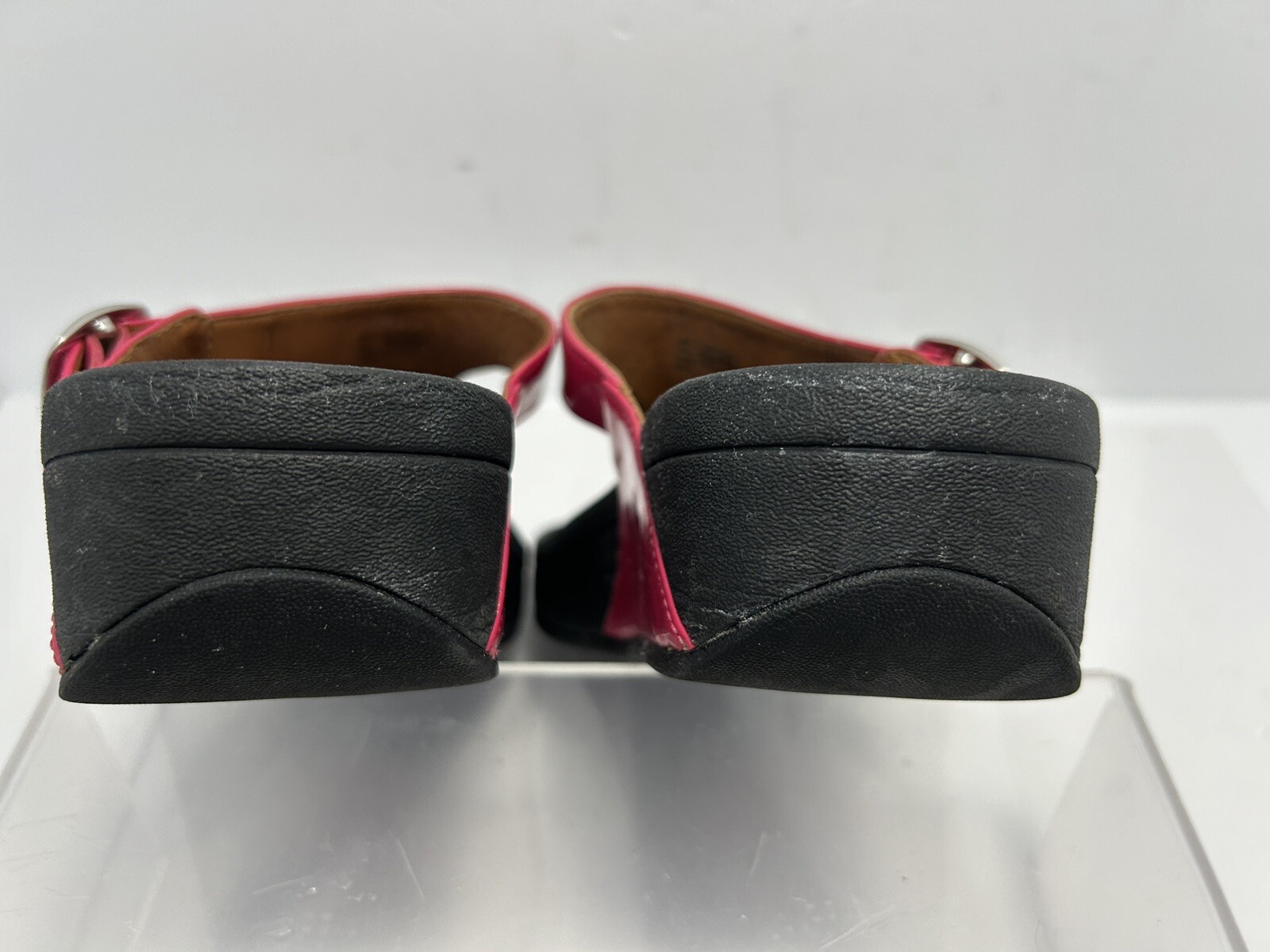 fitflop Womens Thong Sandals Size 5 Pink Patent Buckle Slip on #B