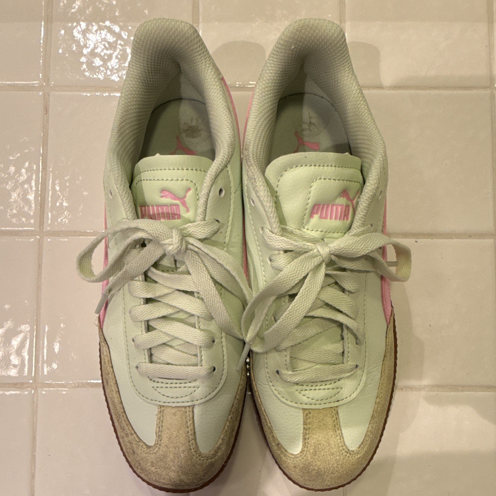 PUMA Green Pink Gum Rubber Sole Logo Lace Up Low Top Sneakers 401090-10 Women