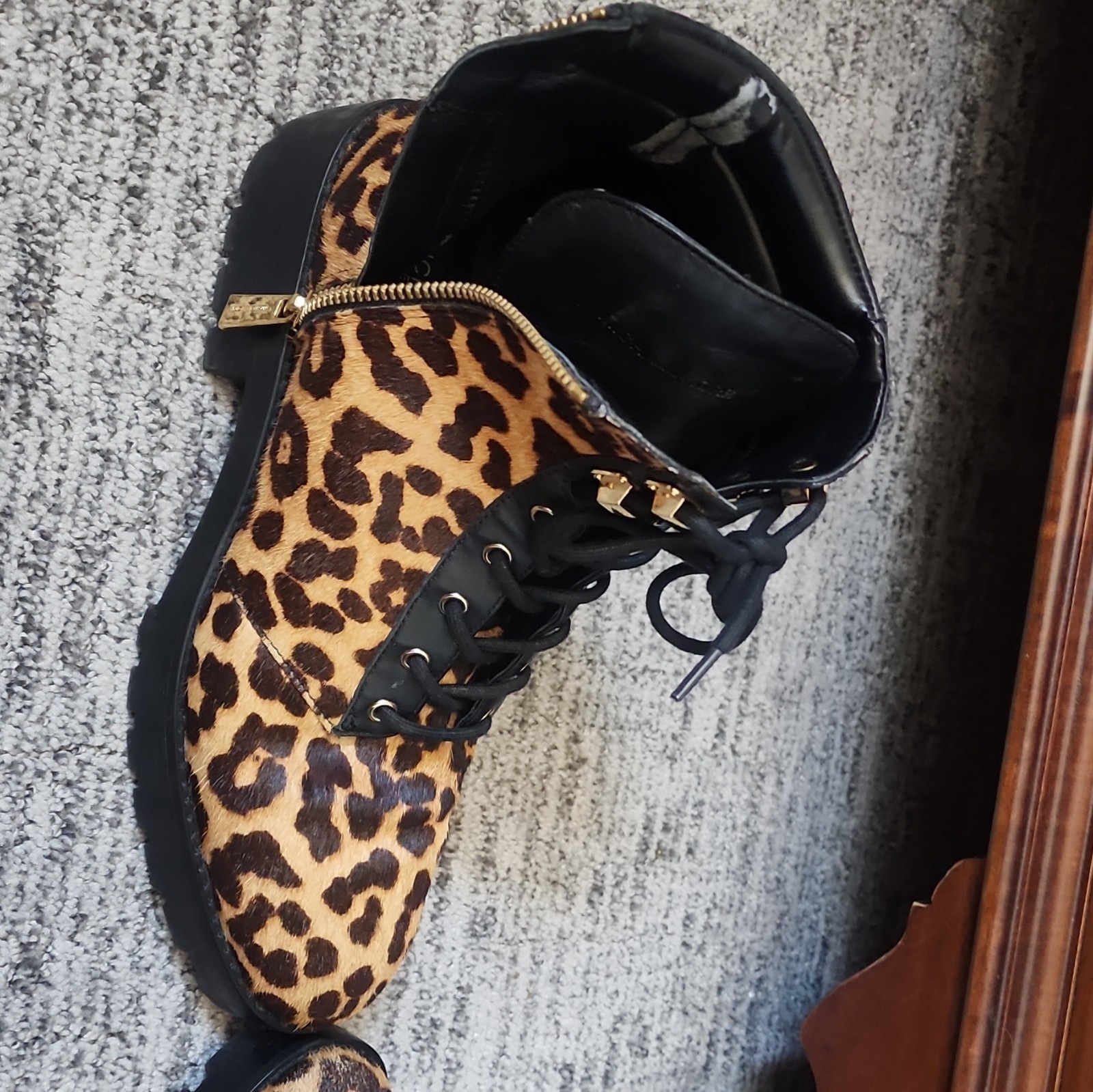 Michael Kors Animal Print Lace-Up Ankle Combat Boots Zipper Lug Sole 7.5M