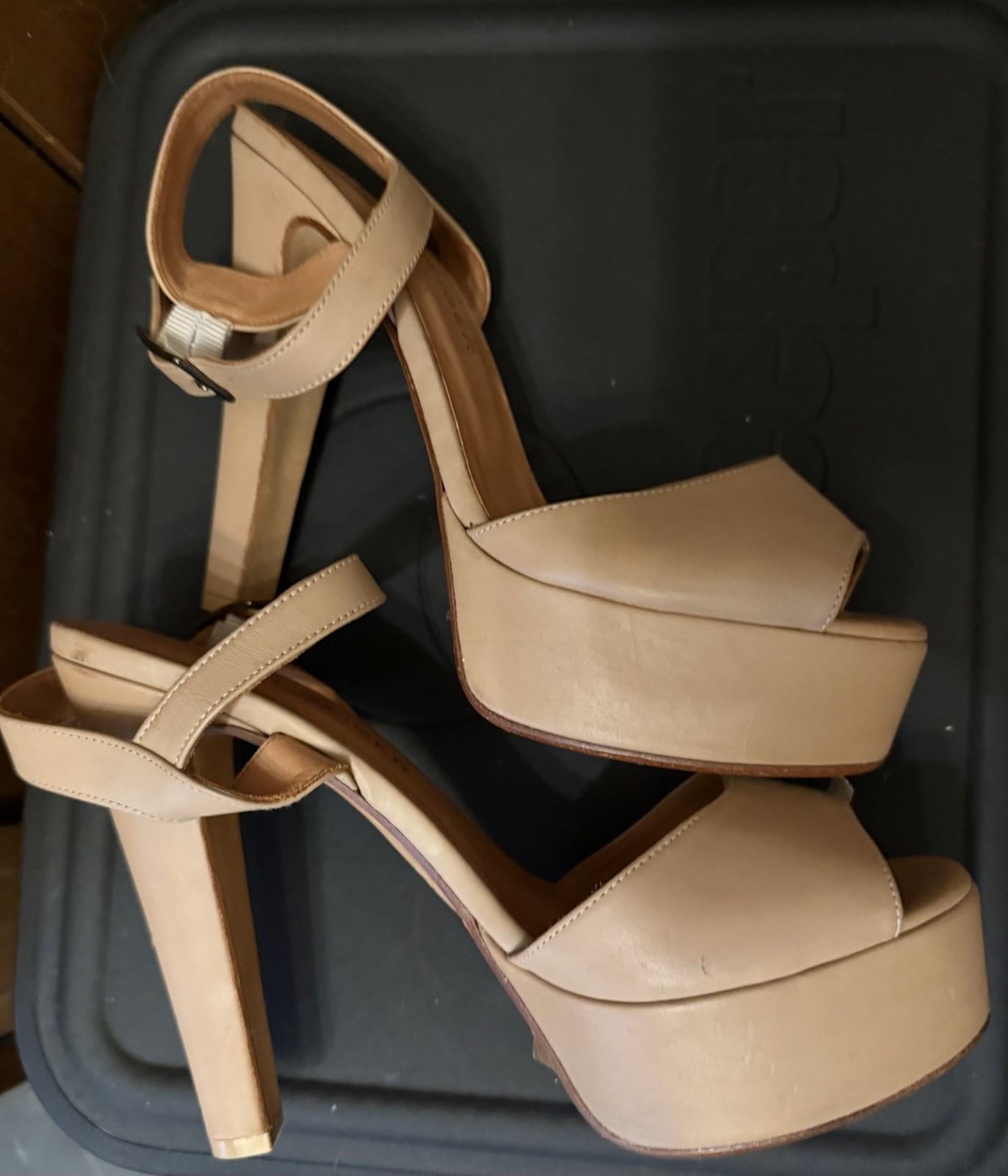 Kurt Geiger London Platform Heels Sz40