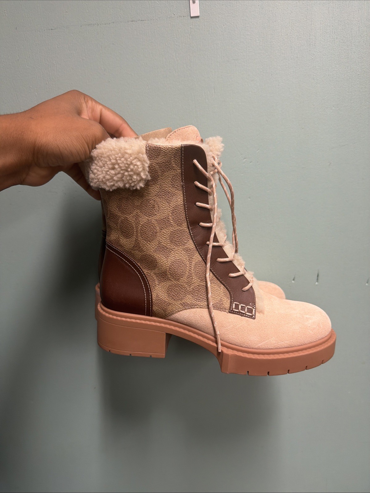Coach Boots Leighton Sig Shear Brown Leather Size 6 Woman