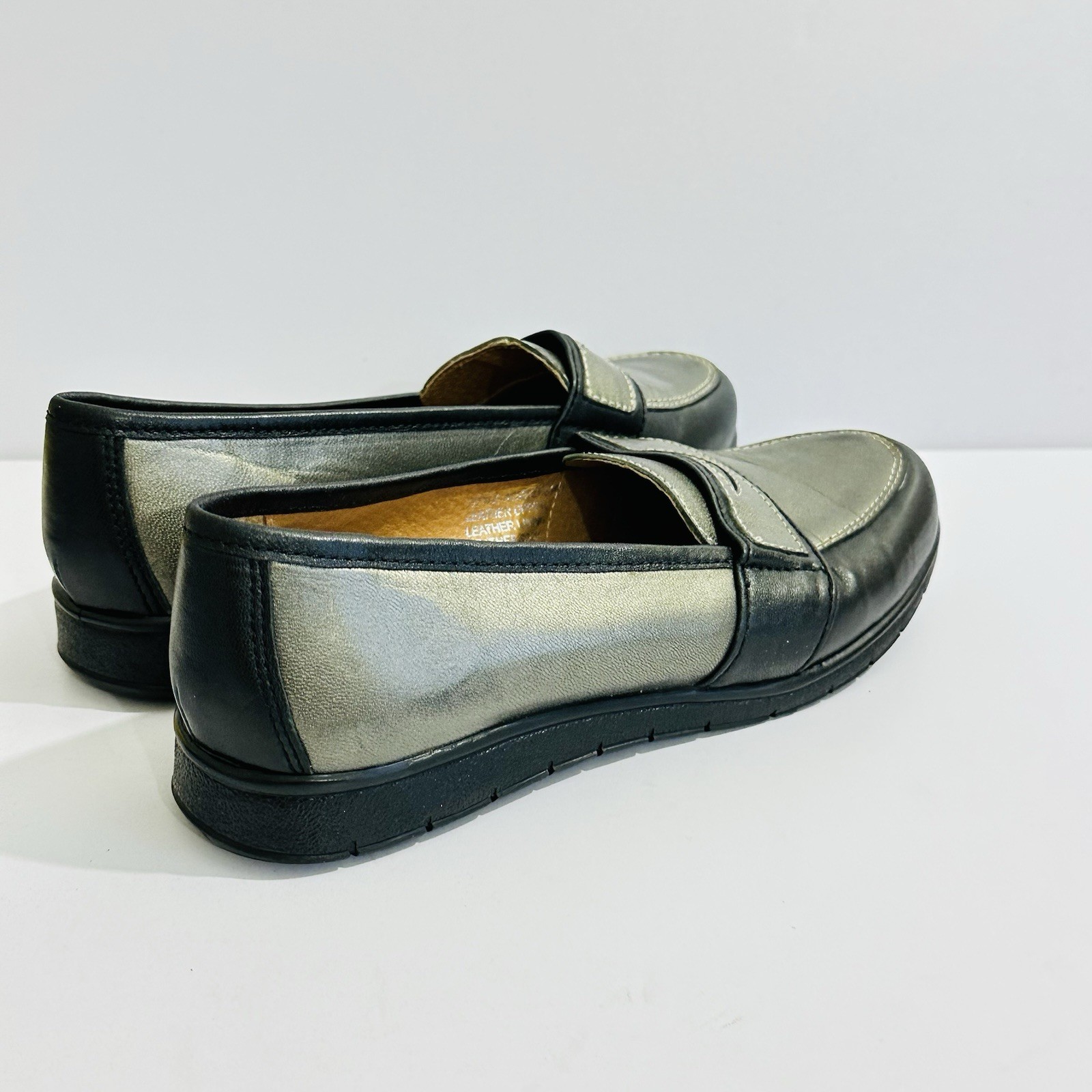 Blue Illusion Women’s Two Tone Leather Comfort Loafers EU37 AU6
