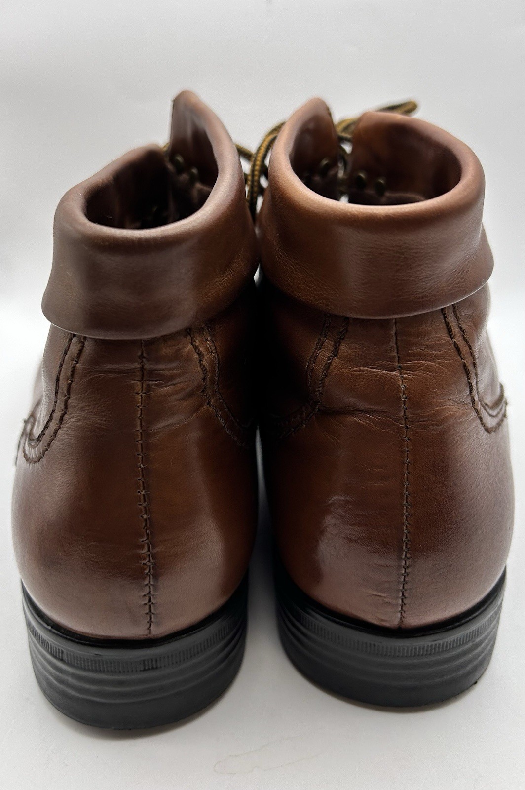 Michel M Brown Leather Women’s Size 8.5M Lace Up Ankle Boots Y2K