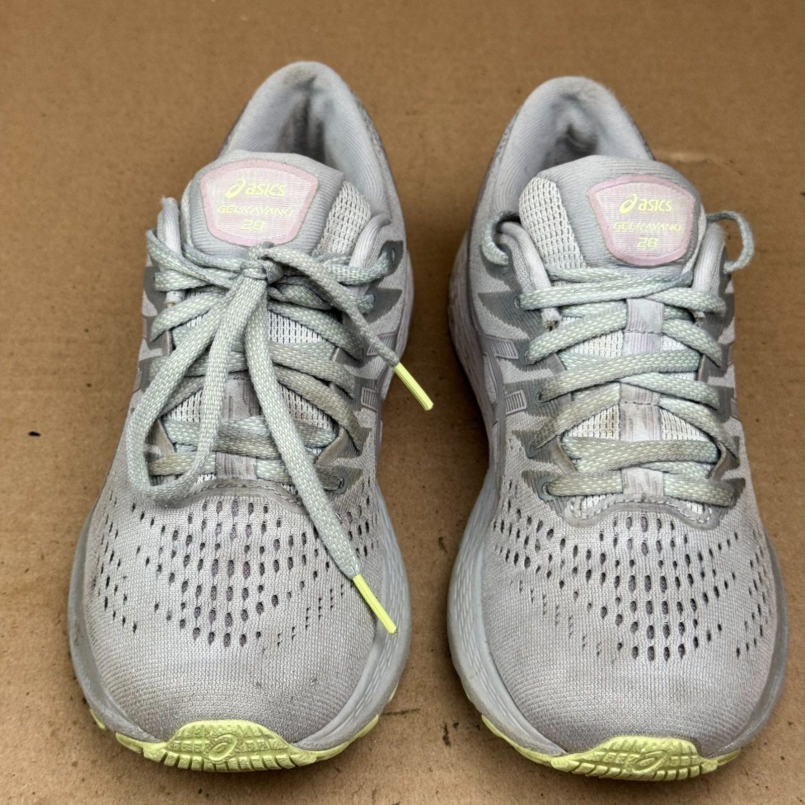ASICS Gel-Kayano 28 Grey Lavender Running Shoes 1012B047 Women’s Size 6.5