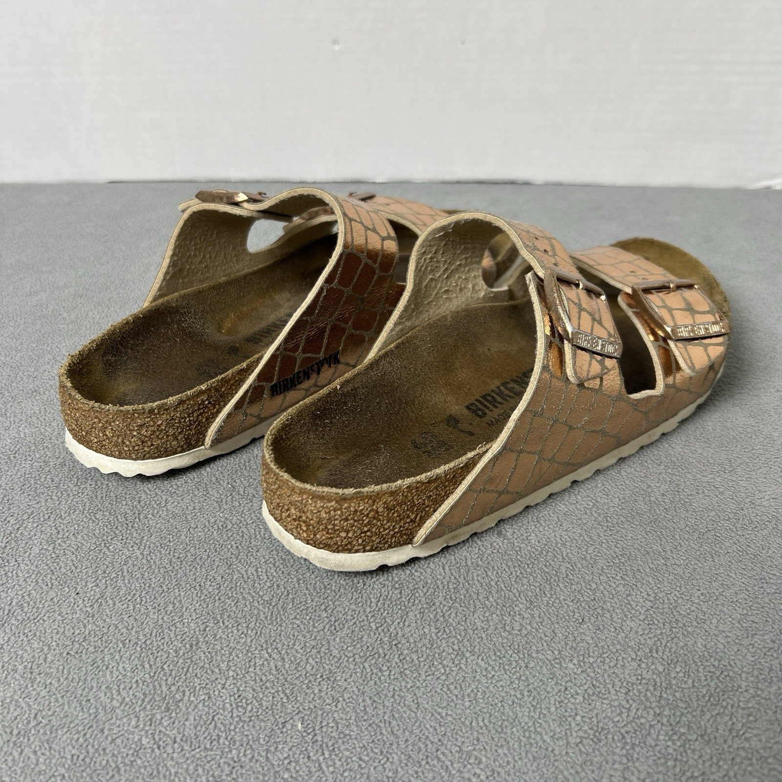 Birkenstock Unisex Adult Arizona Gator Gleam Size EU 40 US 9 Women