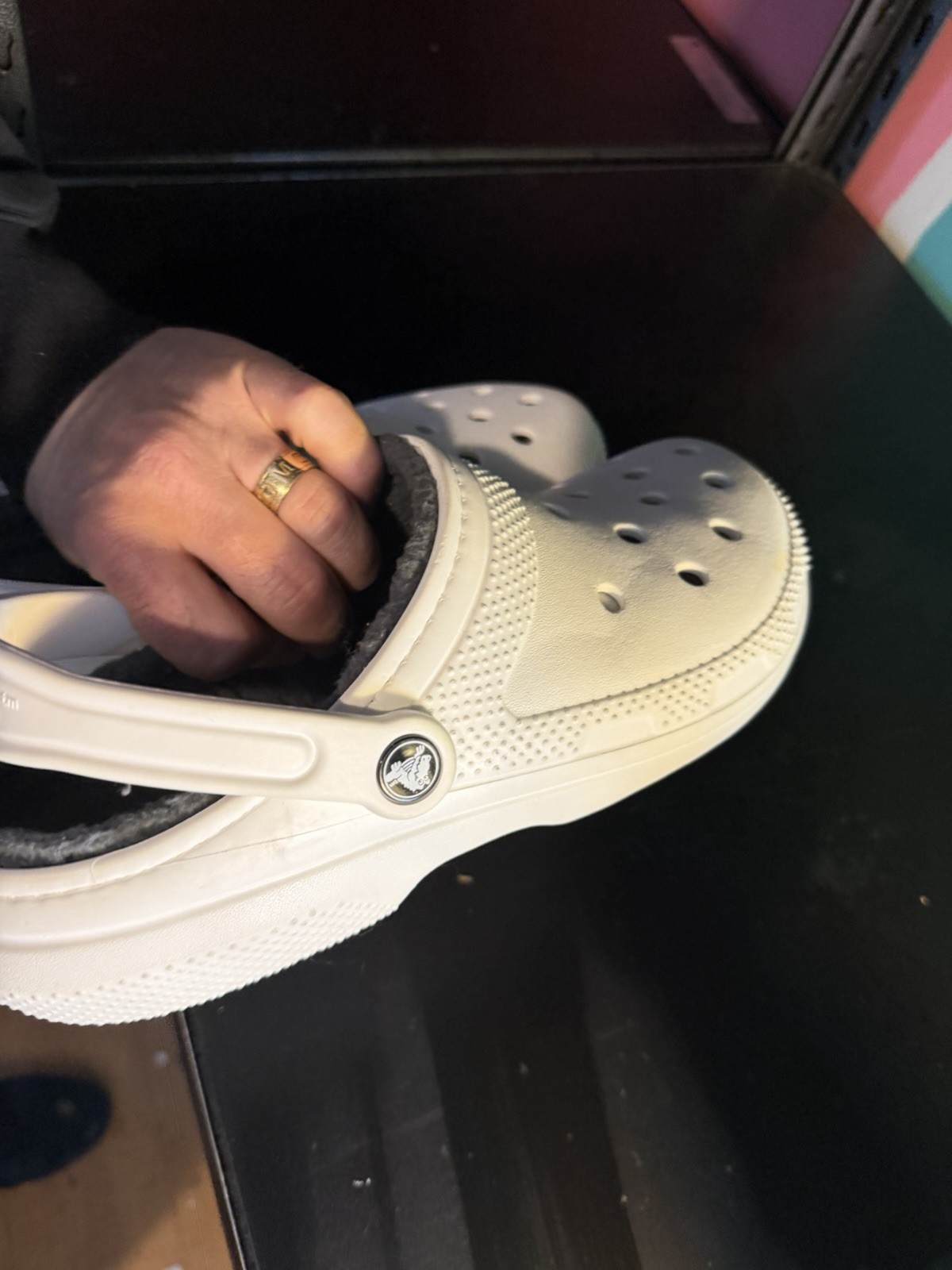 CROCS Baya Fuzzy Lined Clog White w Grey Interior. Women’s 10, Men’s 8