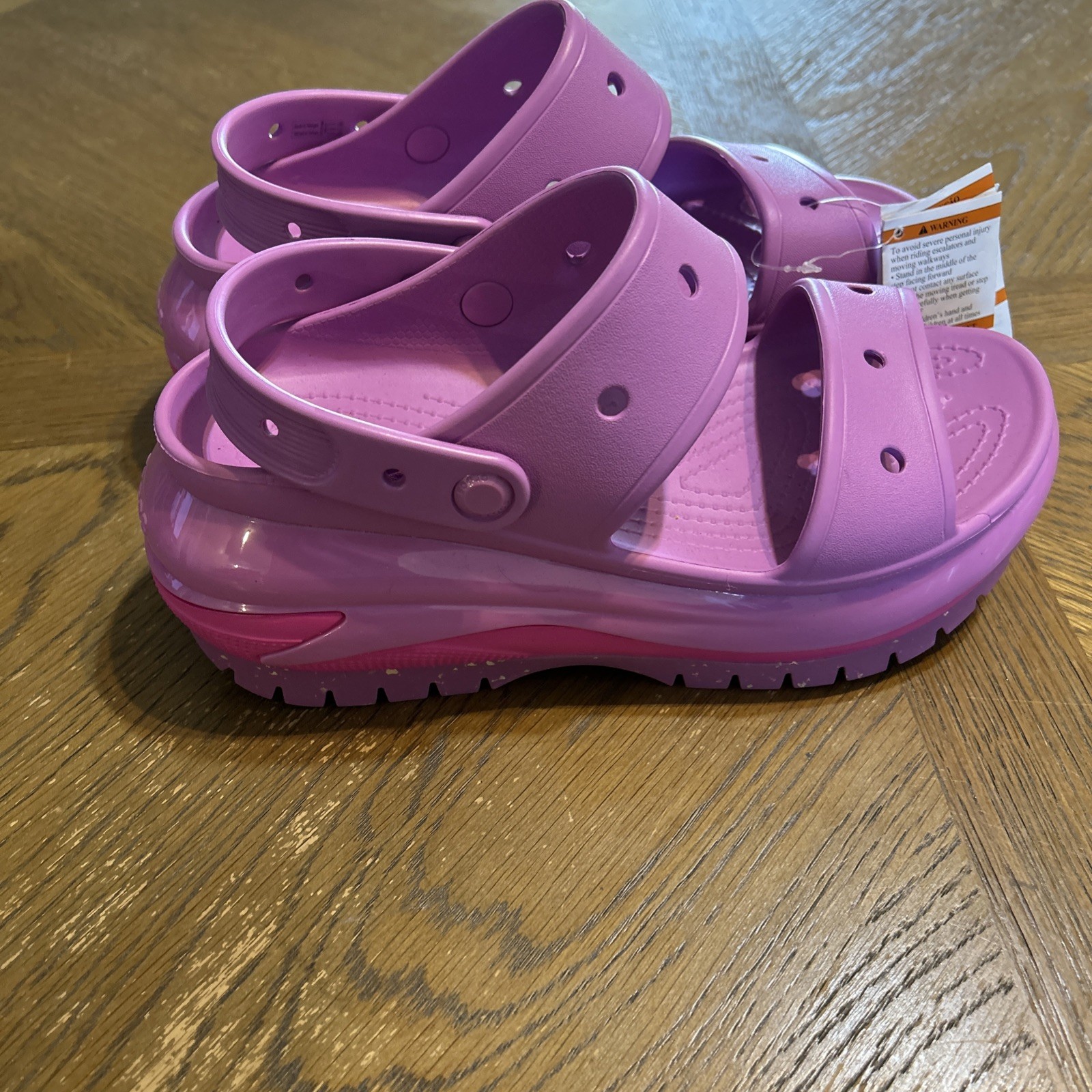 Crocs Classic Mega Crush Sandal Women’s 10 Mens 8 High Platform Bubble Pink
